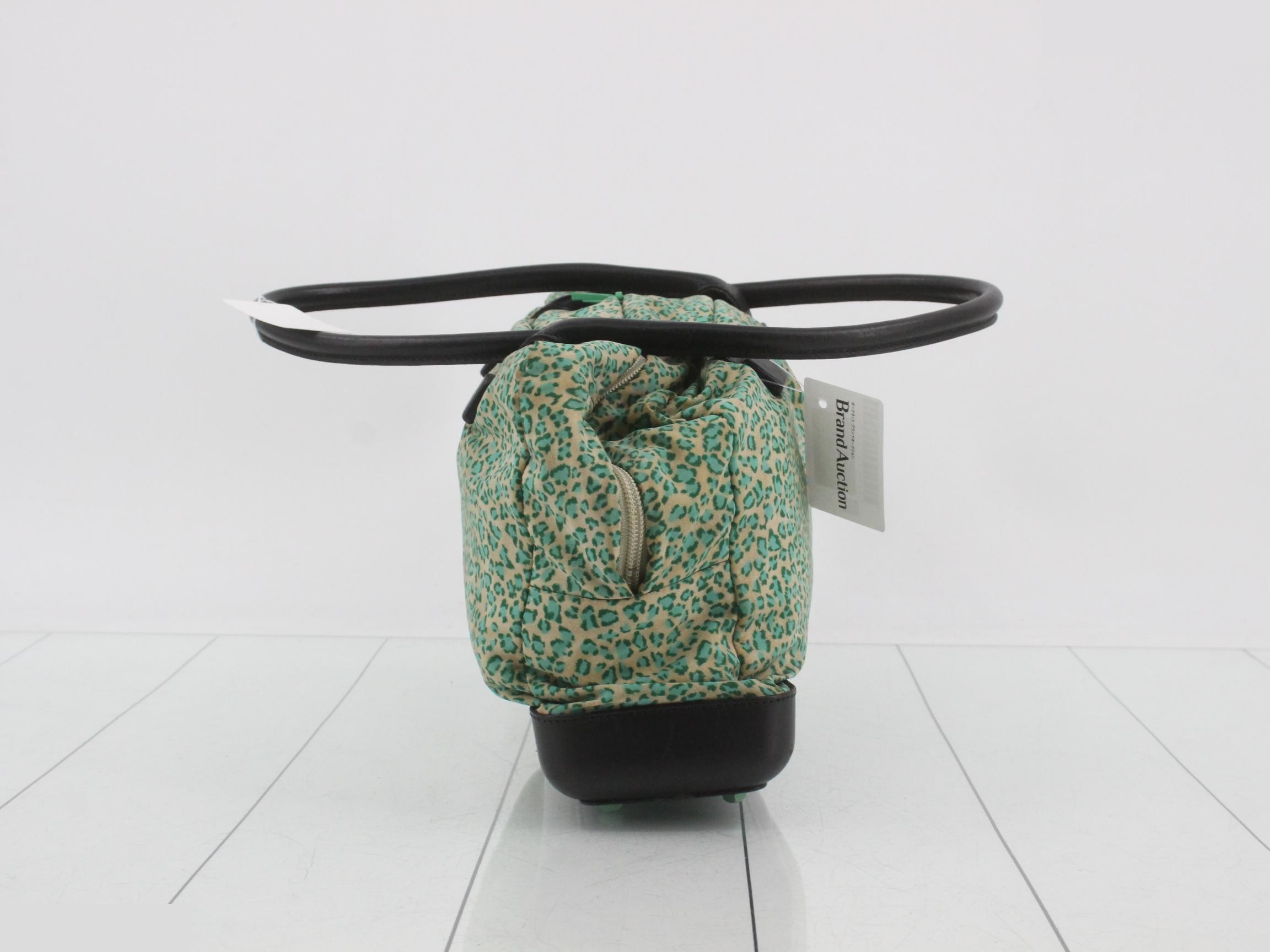 handbag — view 4