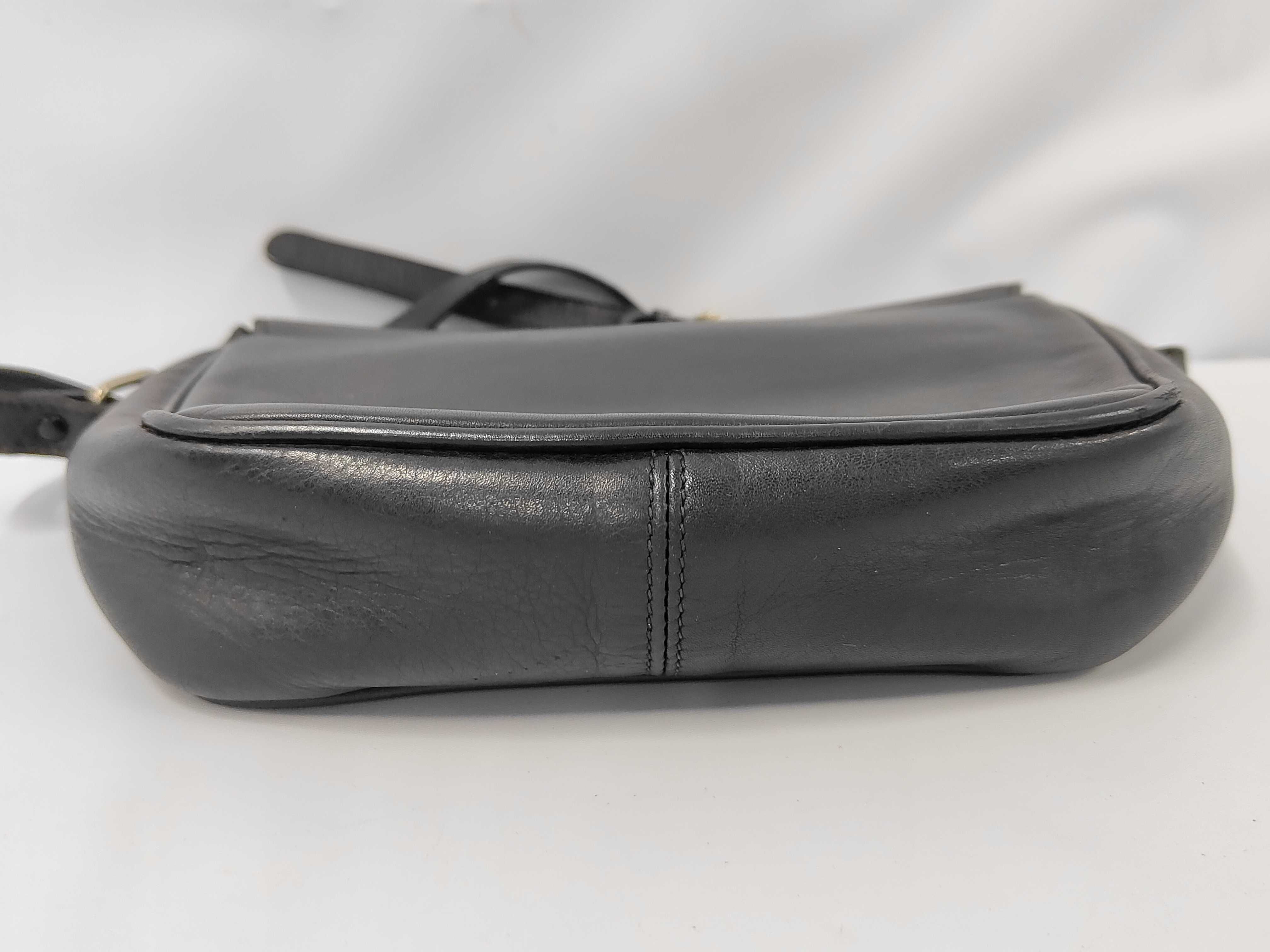 Triomphe Leather Shoulder Bag — view 3