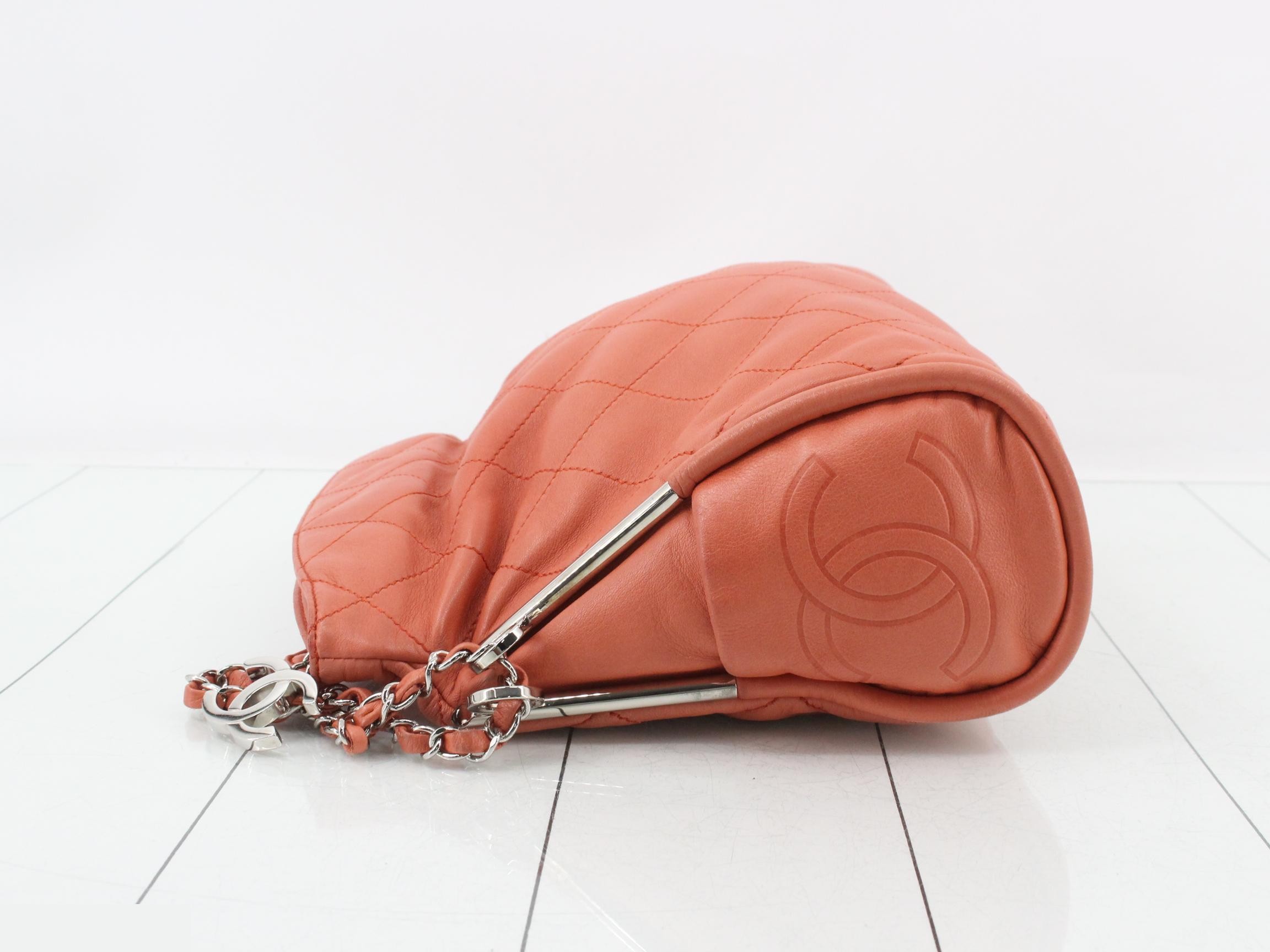 Matelassé Chain Hobo, Lambskin, Coral Pink, Silver Hardware, Series 10, W32cm — view 4