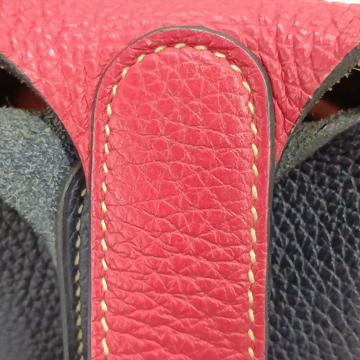 Hermès Picotin Lock 22 MM Casaque Taurillon Clemence Rose Extreme x Bleu Nuit Gold Hardware D:2019 — view 11
