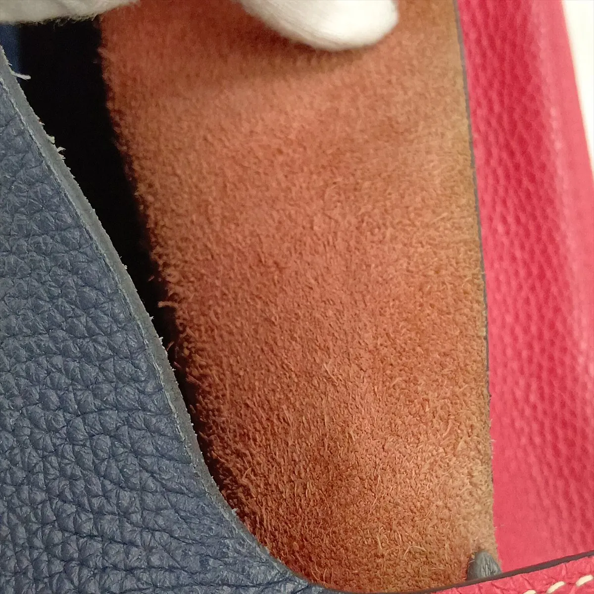 Hermès Picotin Lock 22 MM Casaque Taurillon Clemence Rose Extreme x Bleu Nuit Gold Hardware D:2019 — view 14