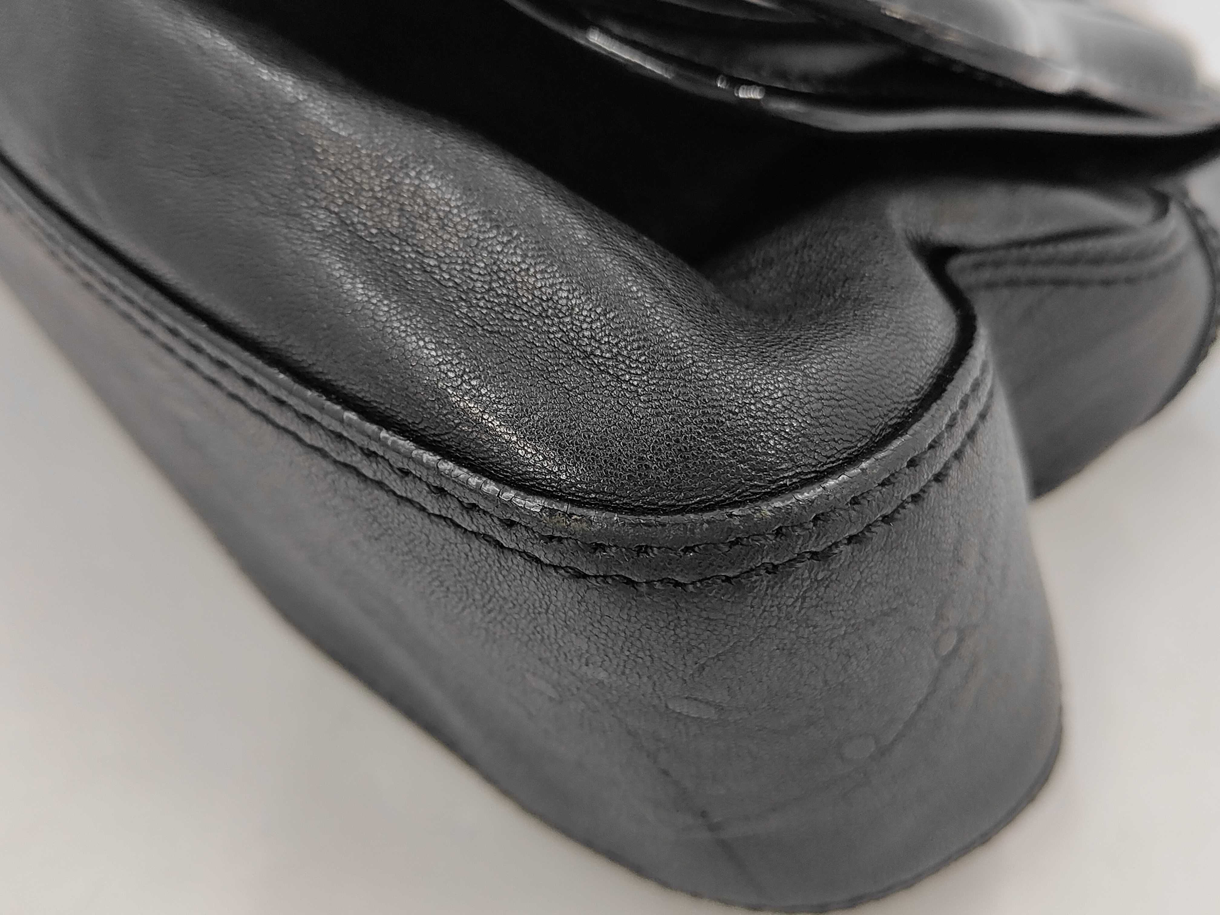 handbag — view 4