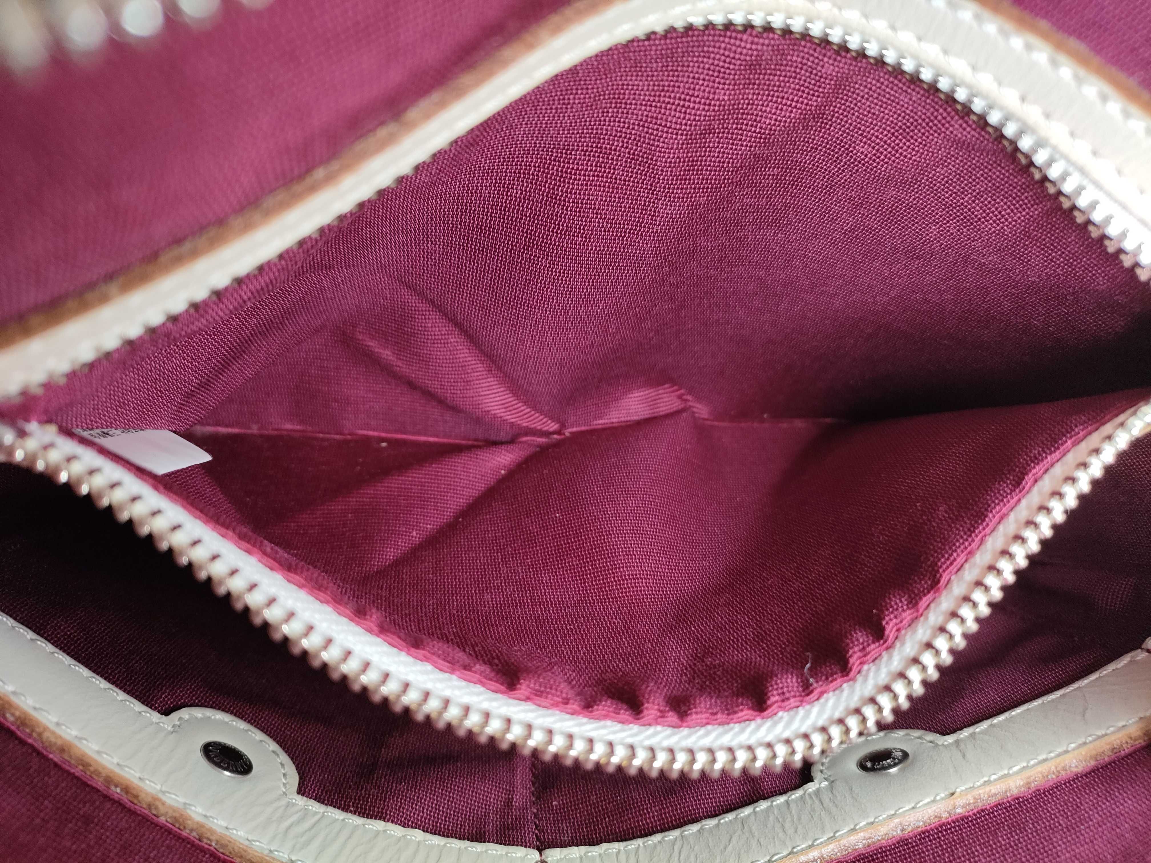 Blue Label Burberry Shoulder Bag — view 13