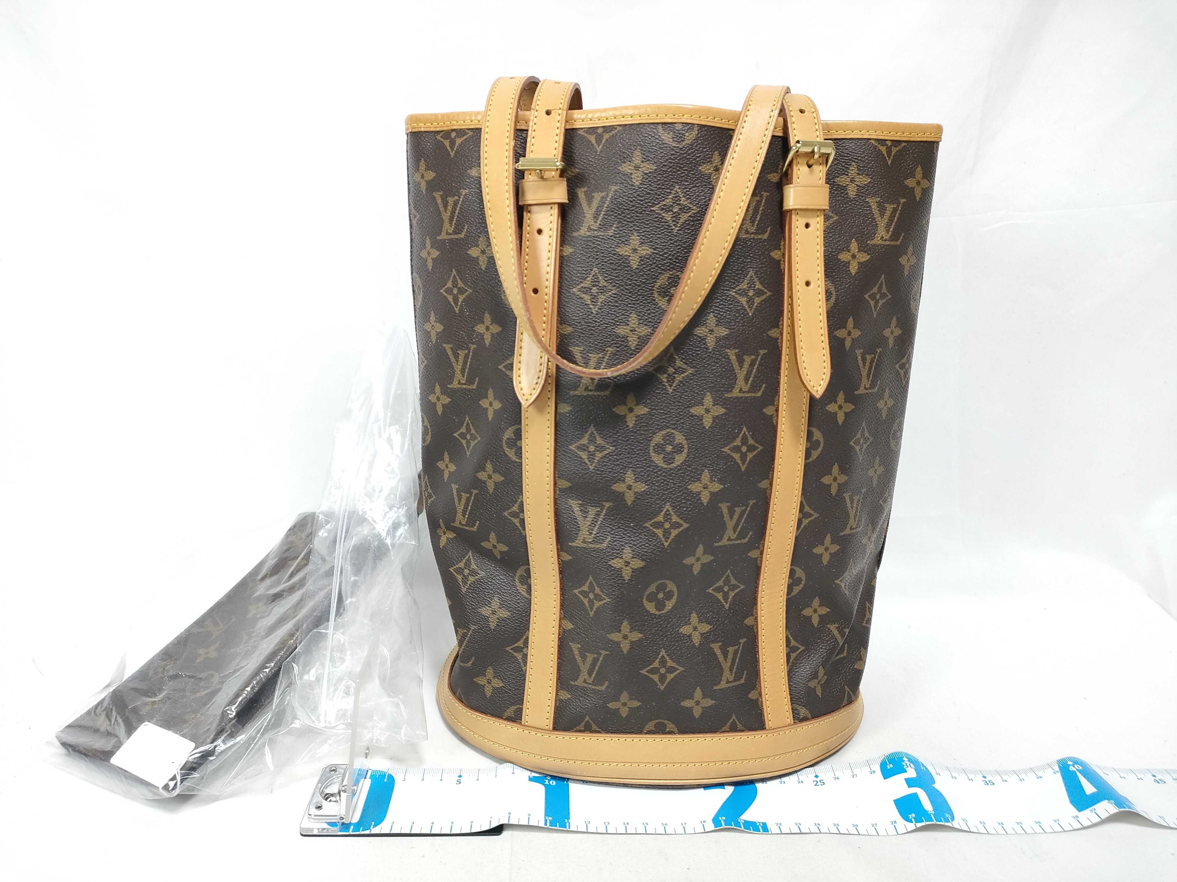 Monogram Bucket GM M42236 VI1927 Shoulder Bag with Pouch — view 2