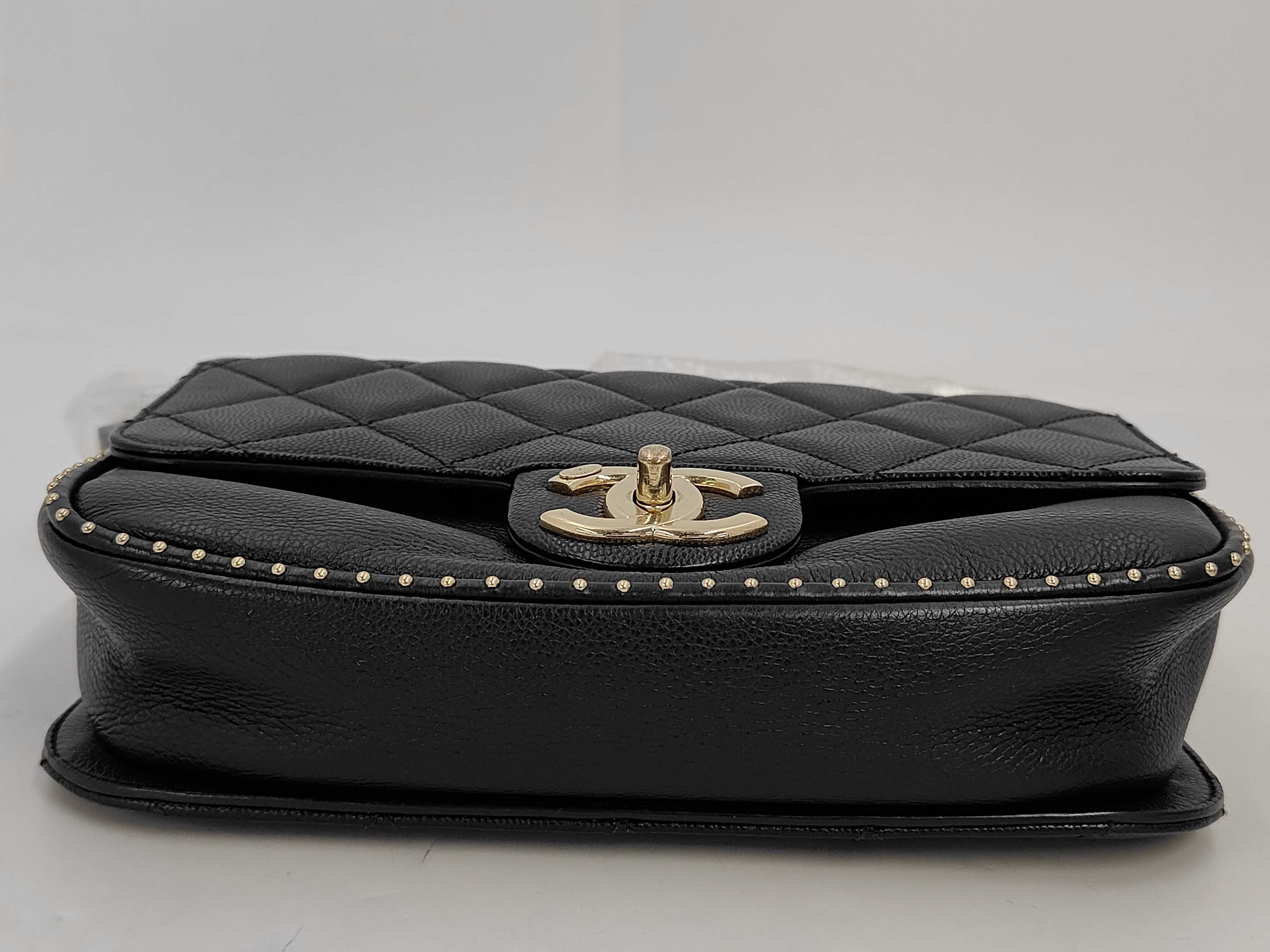 Matelassé Caviar Skin Shoulder Bag — view 4