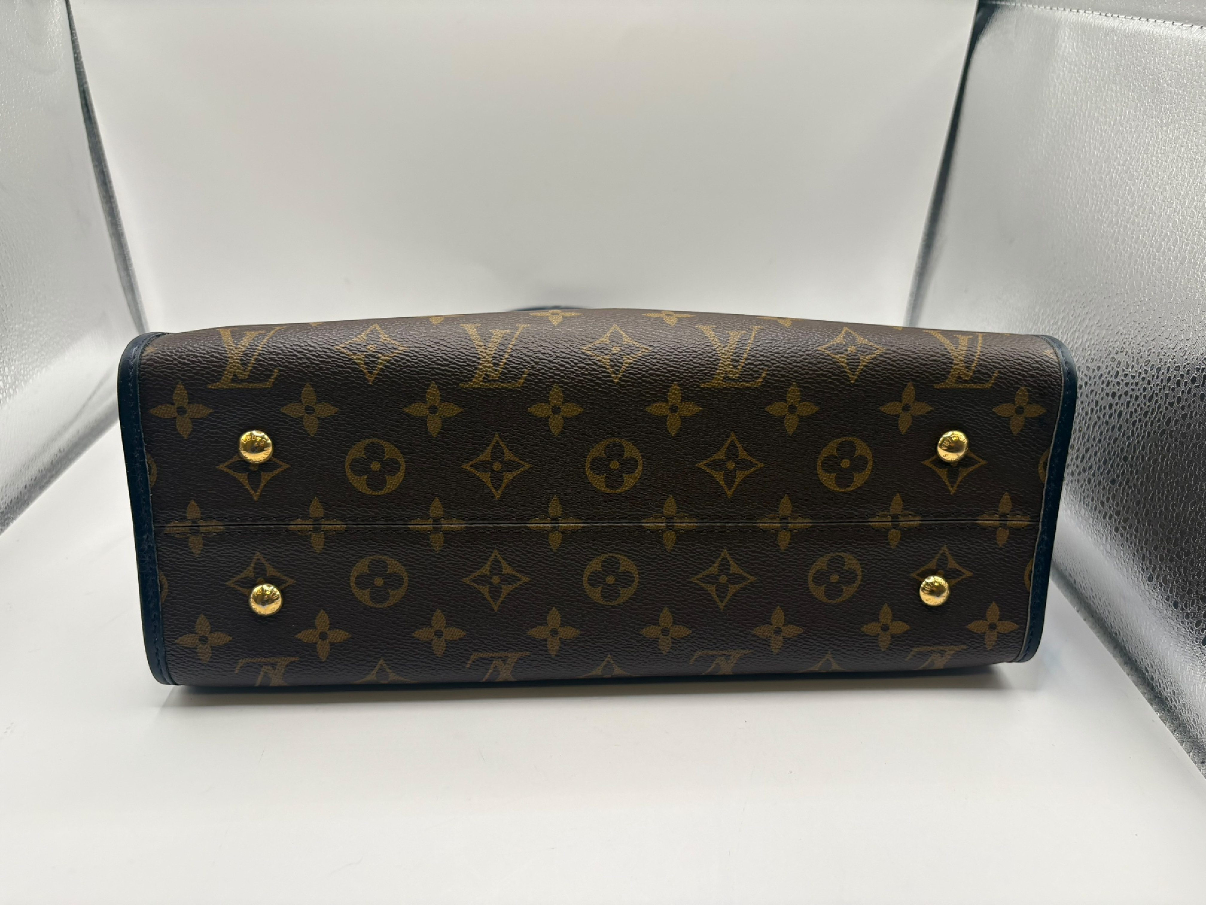 Monogram Popincourt MM Leather Handbag (Navy) — view 3