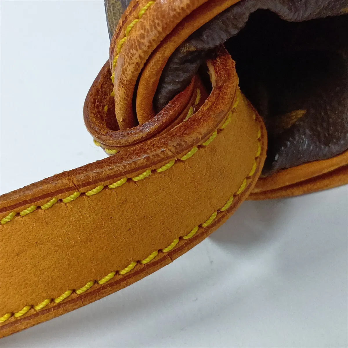 Monogram Saumur 30 M42256 MB0917 Brown — view 12