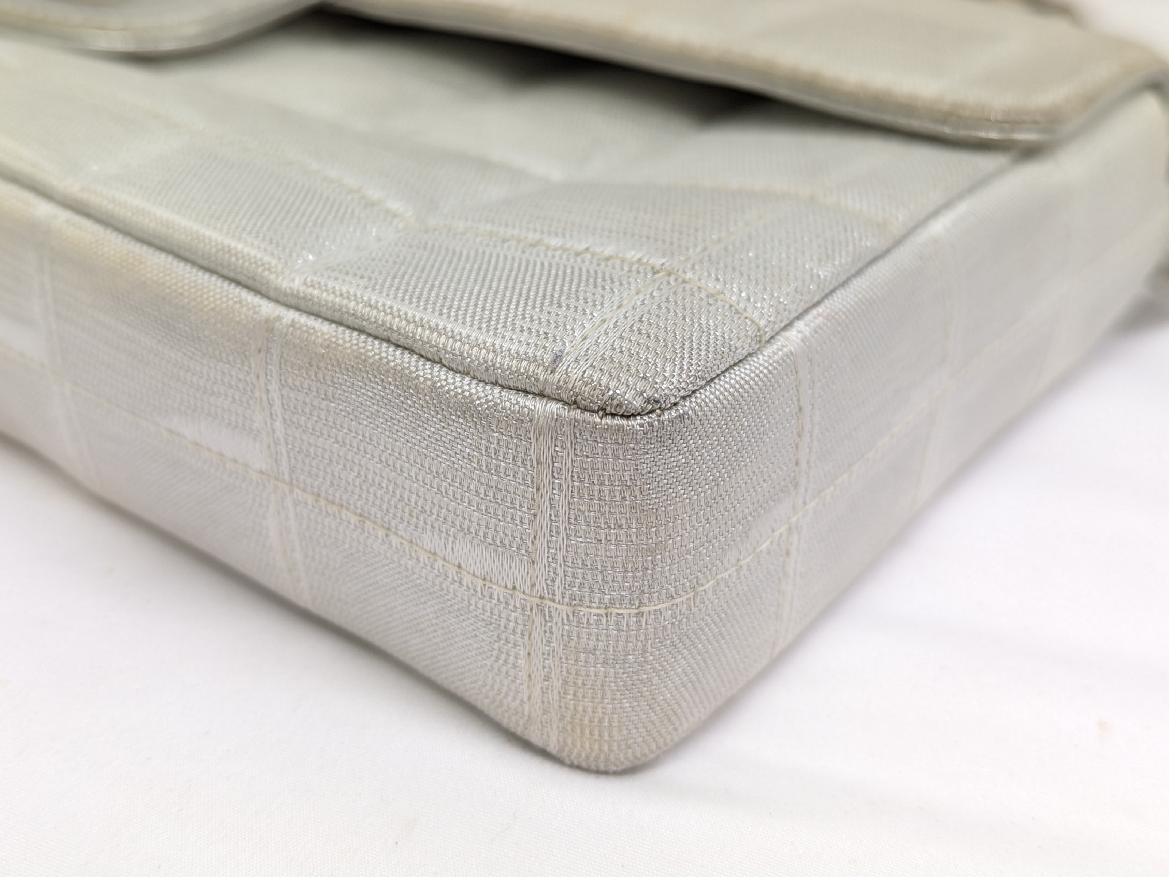 New Travel Line Chain Shoulder Bag (Series 6) — view 4