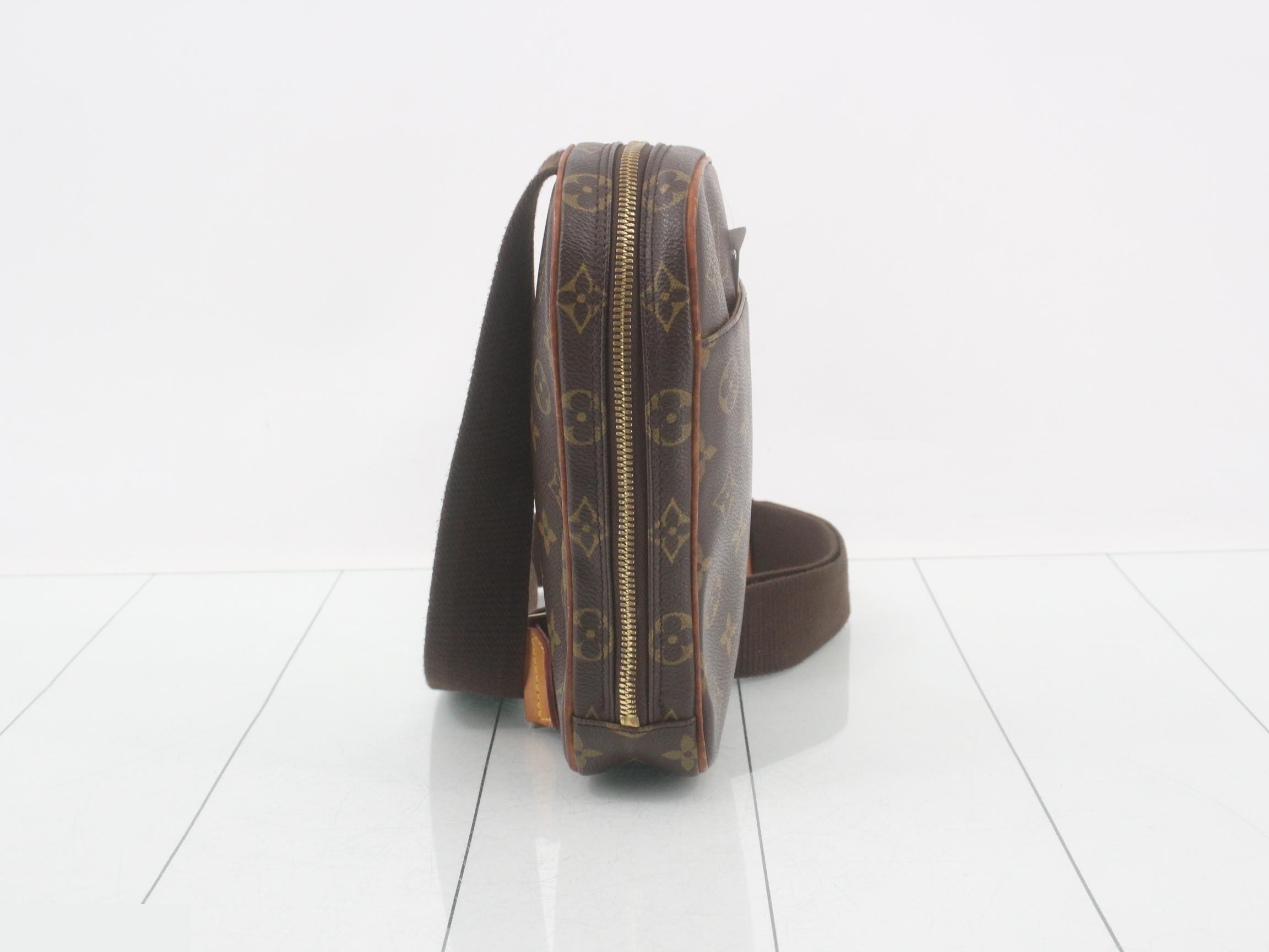 Pochette Gange — view 4