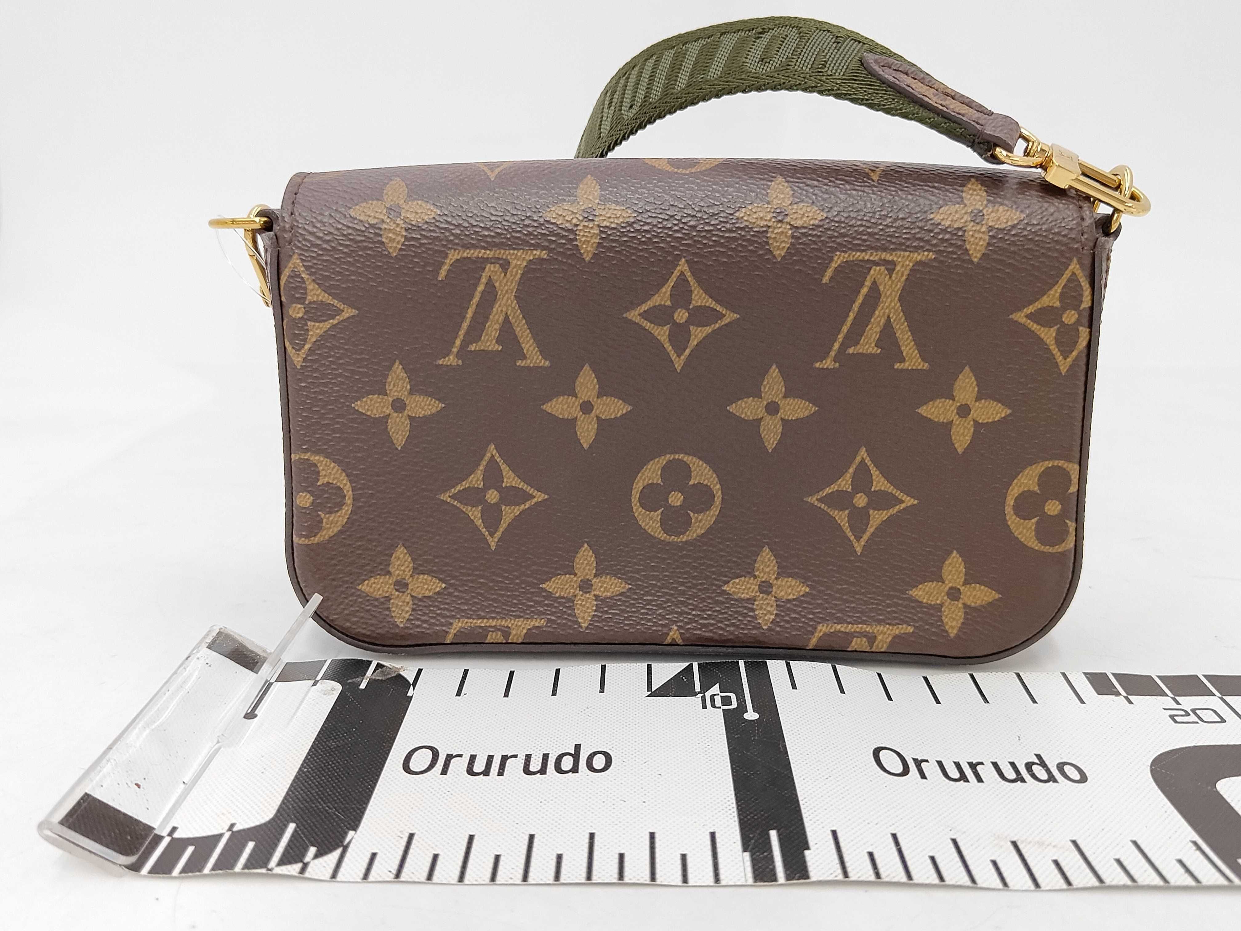 Multipochette Felicie Monogram MI4280 Shoulder Bag — view 2