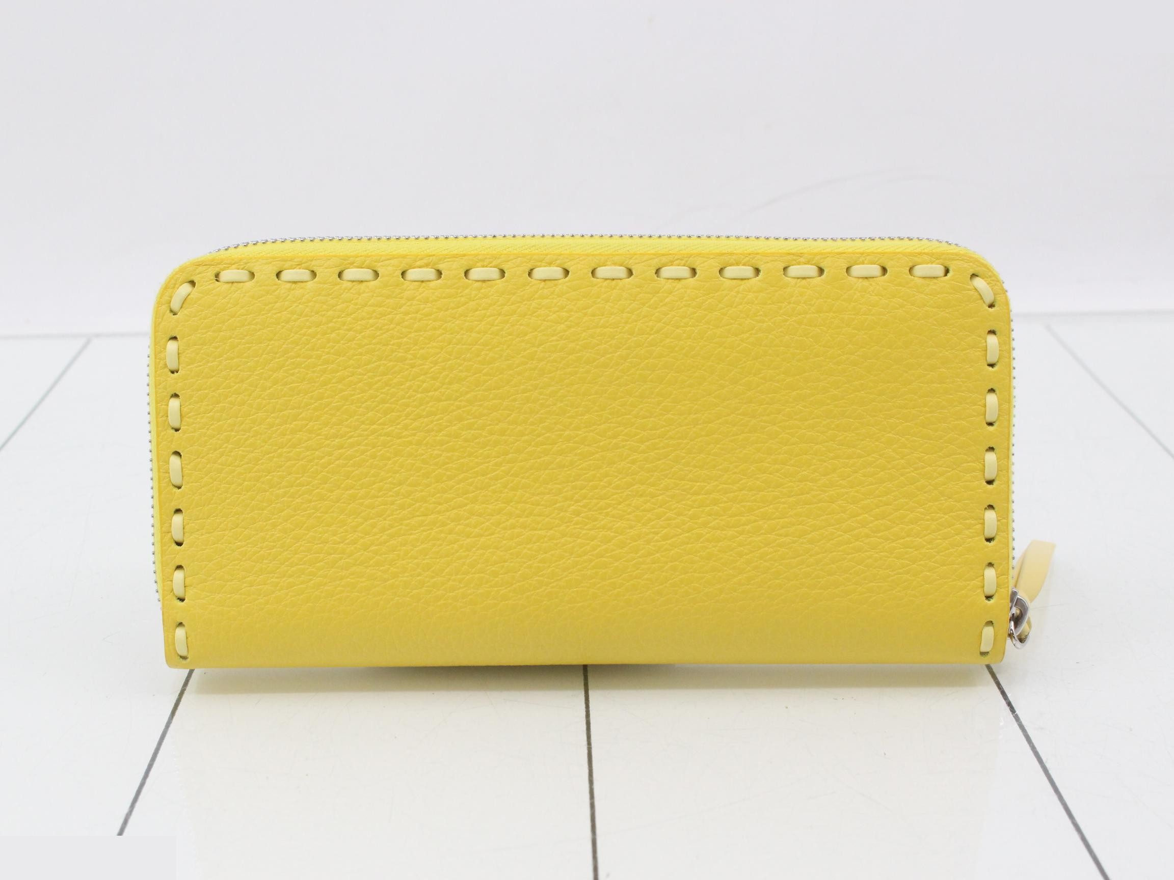 Selleria Round Zip Wallet — view 2