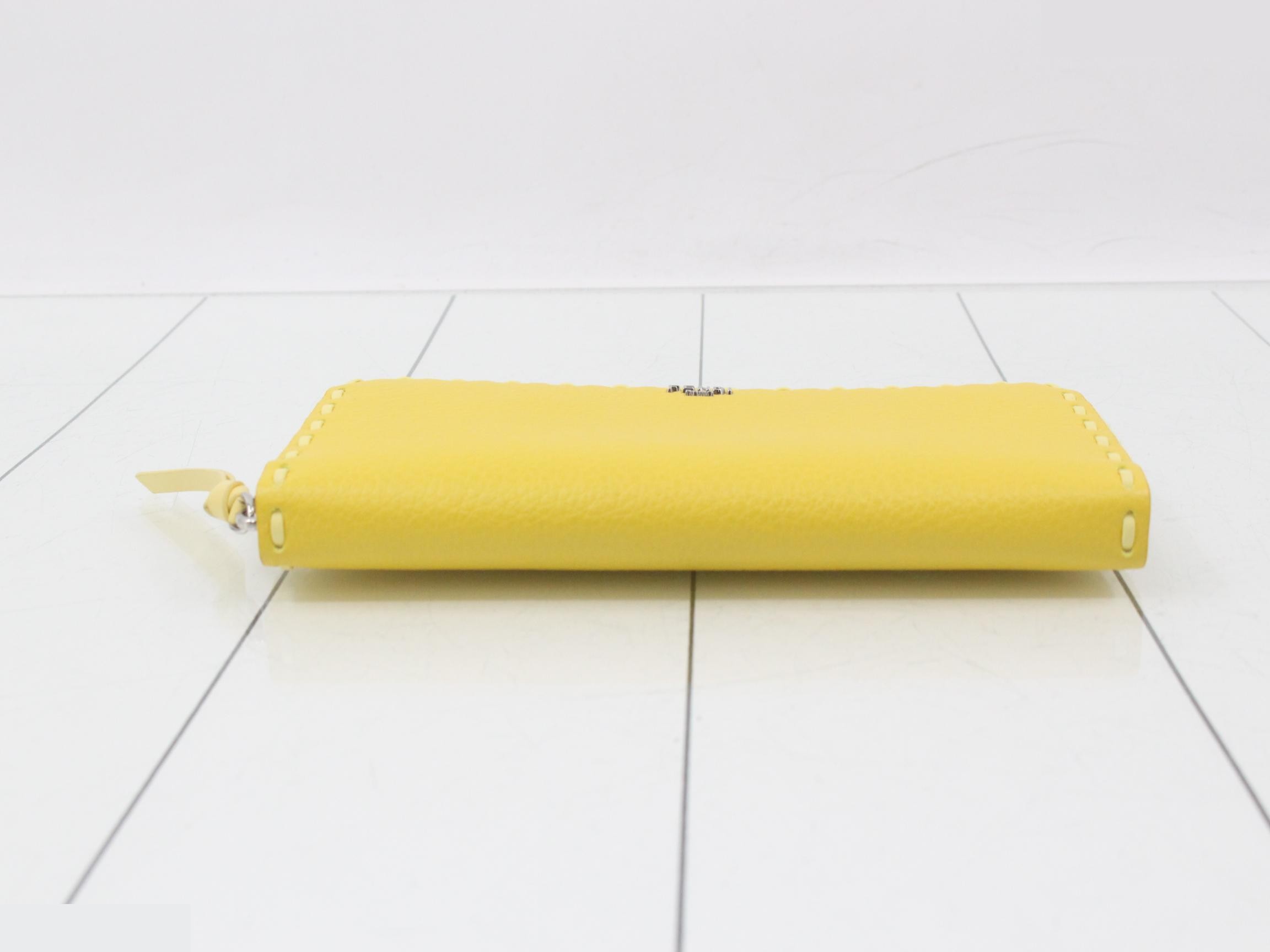 Selleria Round Zip Wallet — view 3