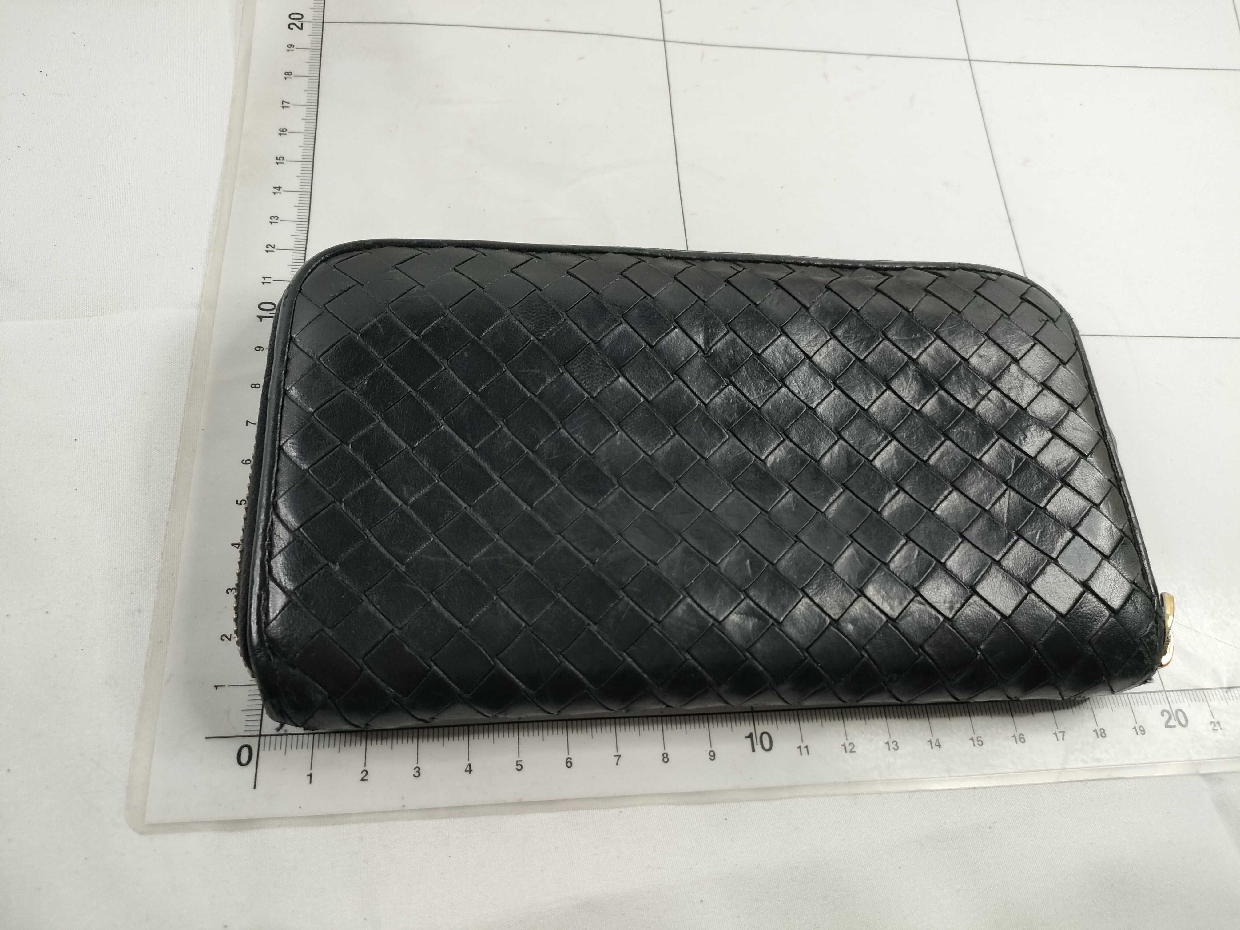 Intrecciato Bottega Intrecciato Zipper Long Wallet — view 2