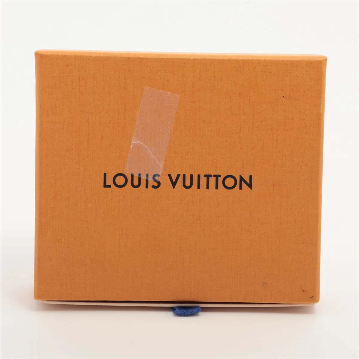 Taurillon Portefeuille Capucines Compact M11363 Ivory Compact Wallet (RFID Activated) — view 10