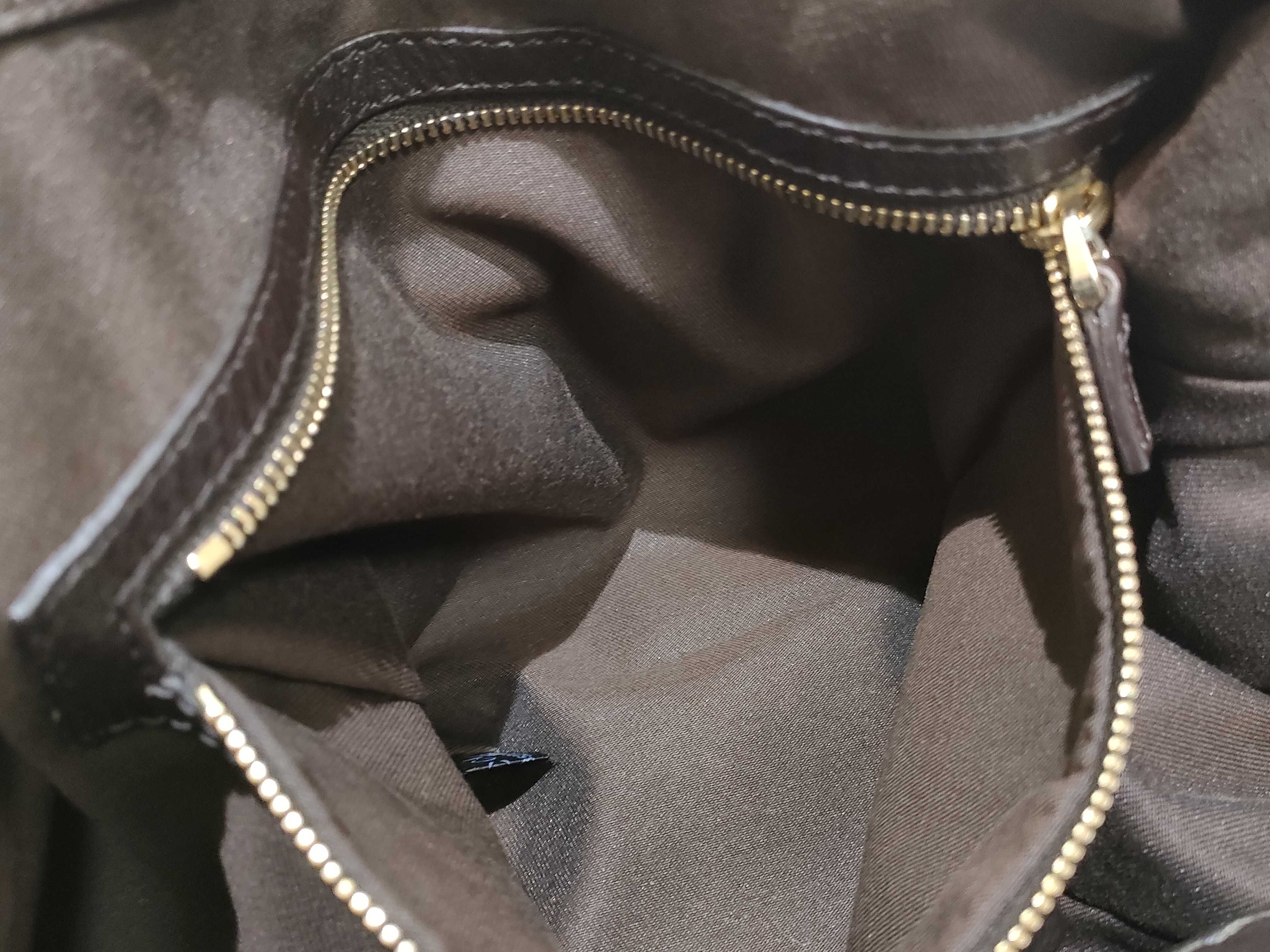 GG Canvas Semi-Shoulder Bag with Hardware — view 9