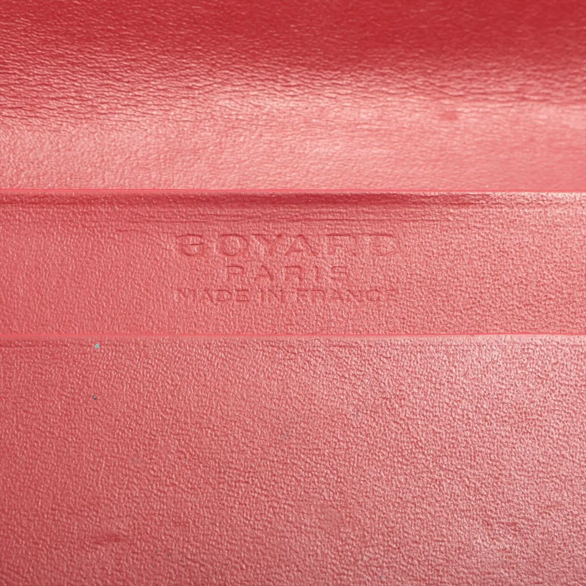 Calligraphy Leather Card Case Red — view 7