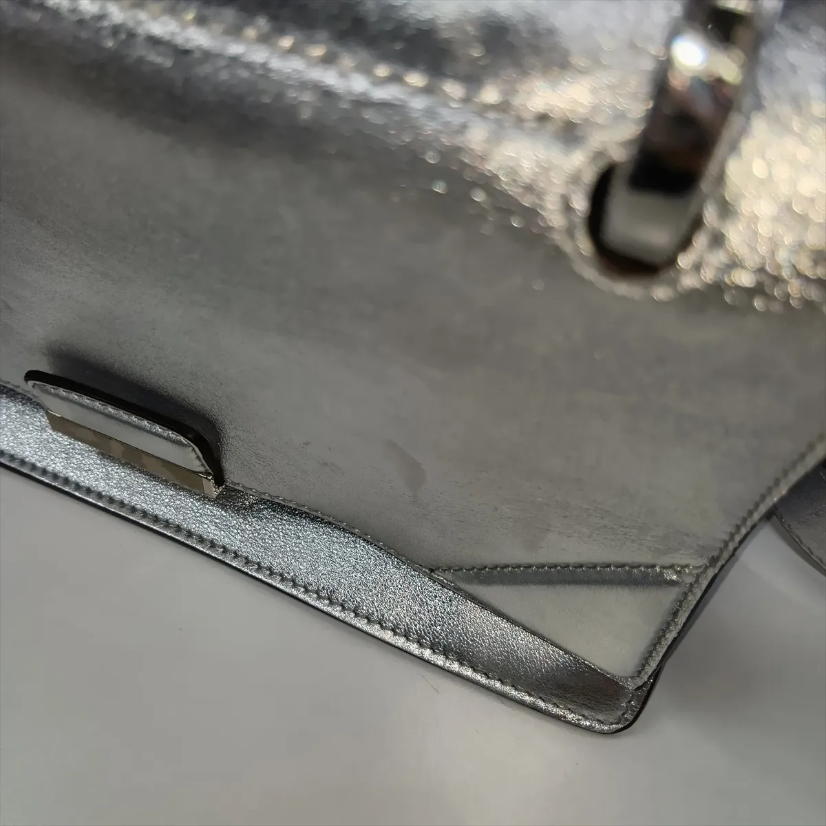 Can You Leather Shoulder Bag, Silver, without strap — view 13