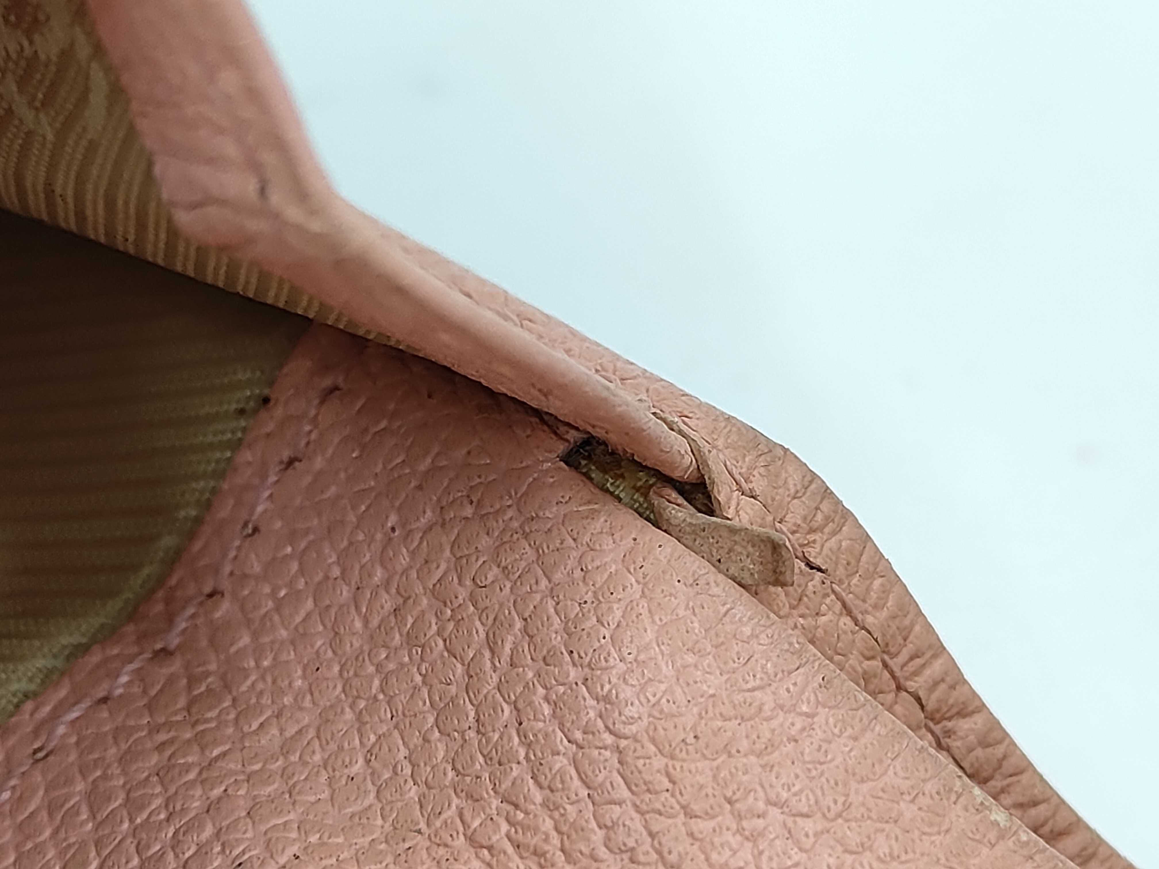 long wallet — view 14
