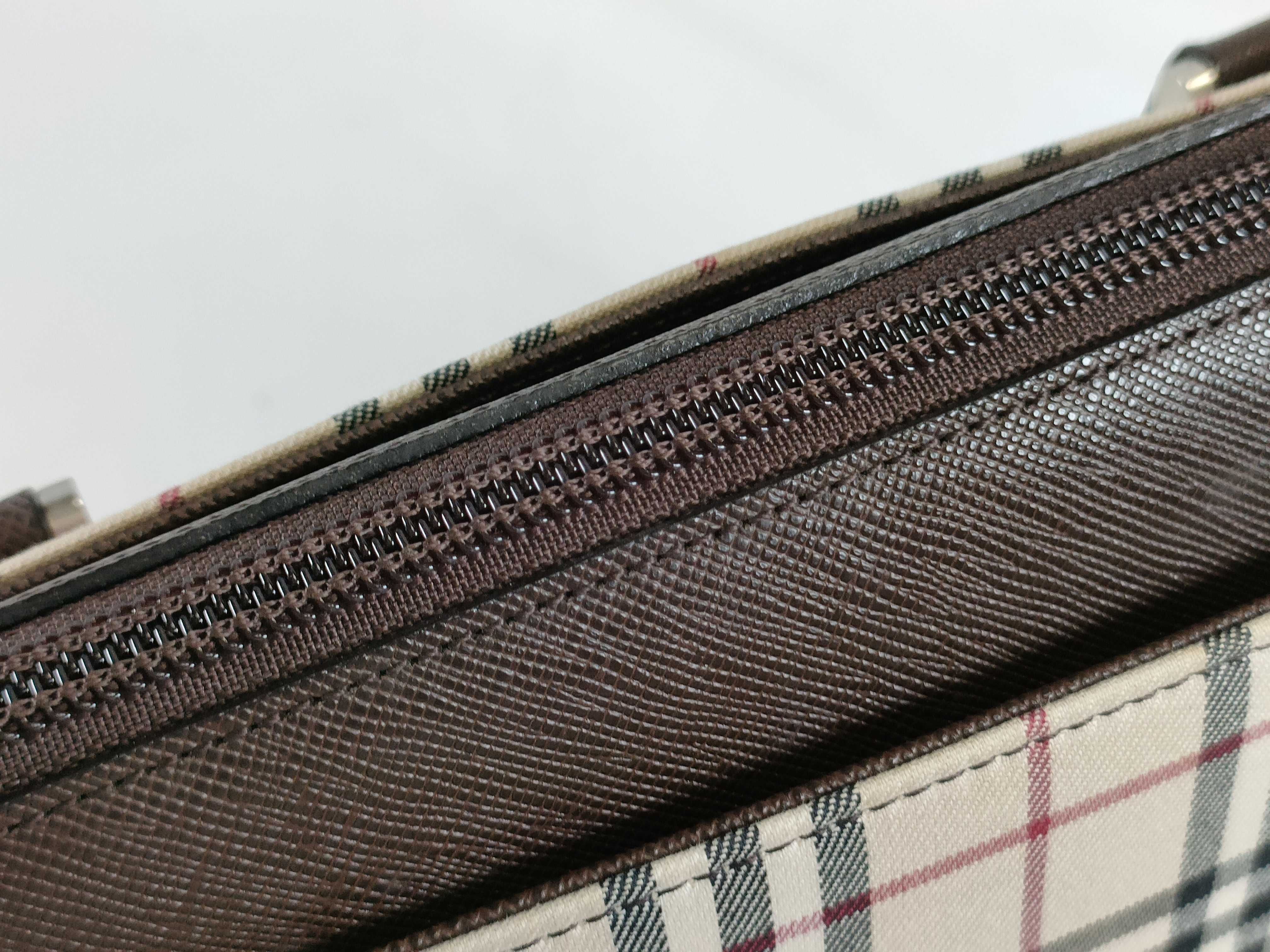 Nova Check Tote Bag Handbag — view 9
