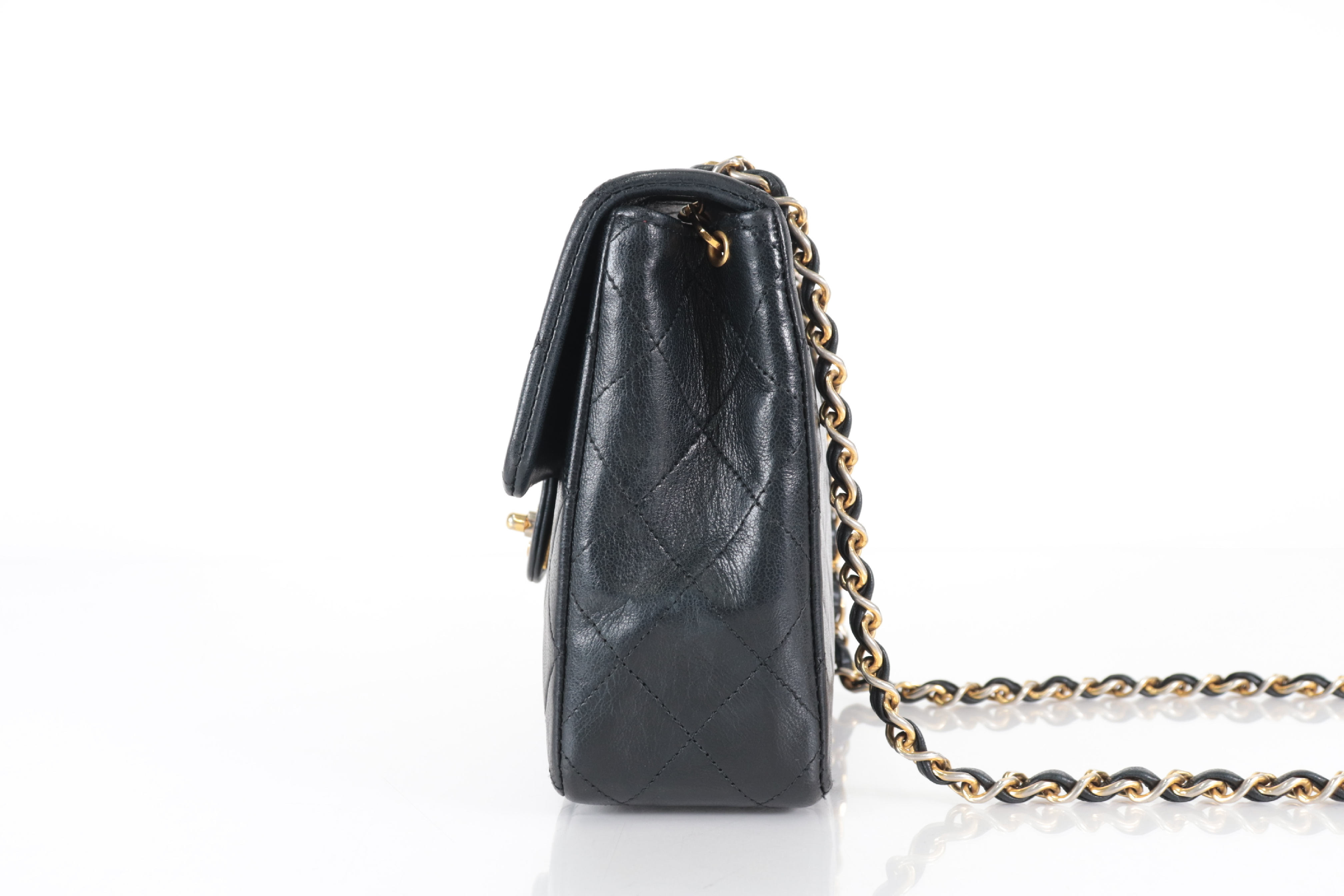Medium Matram Chain Shoulder Bag (Series 1) — view 5