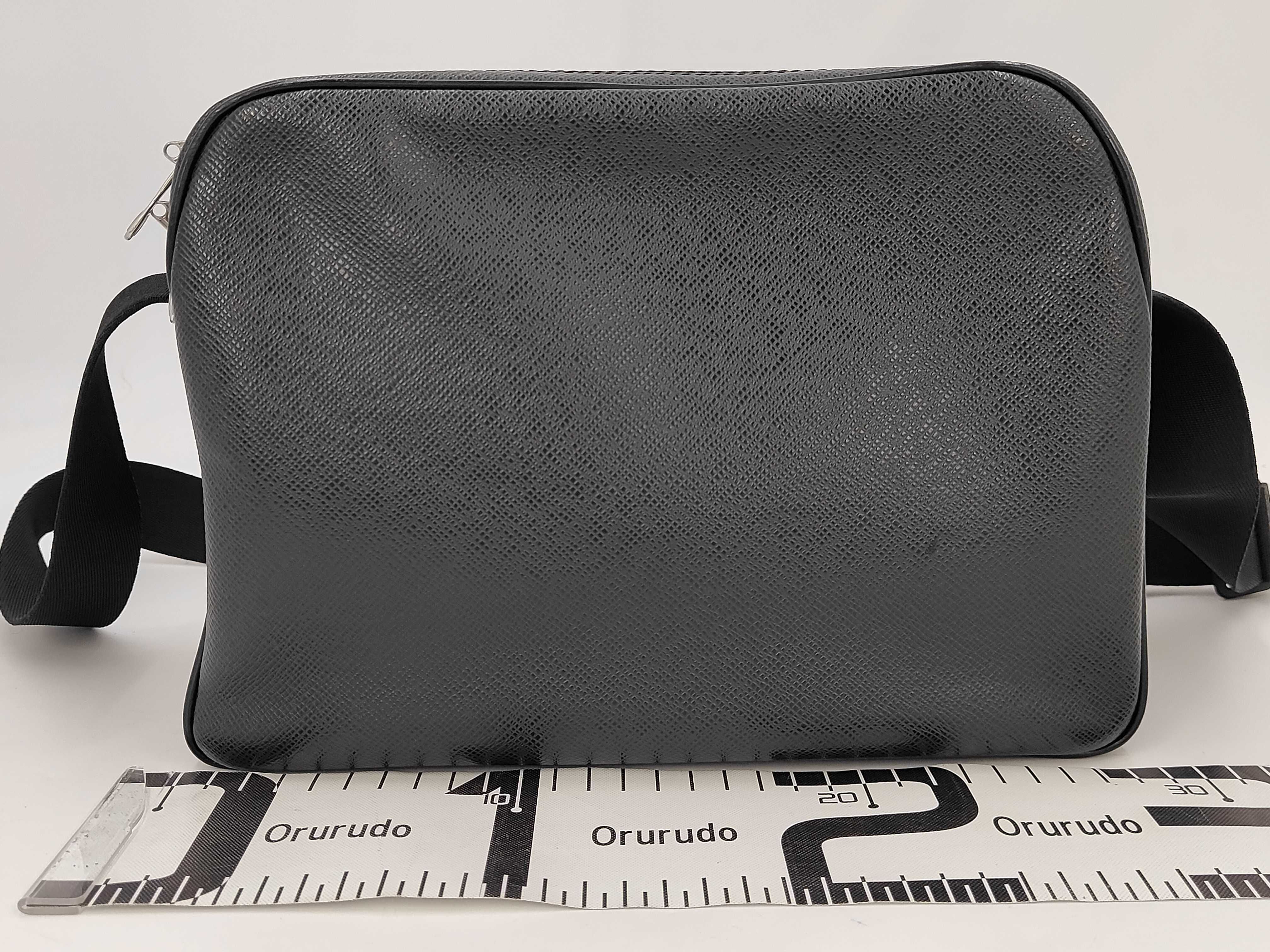 Taiga Reporter Shoulder Bag — view 2