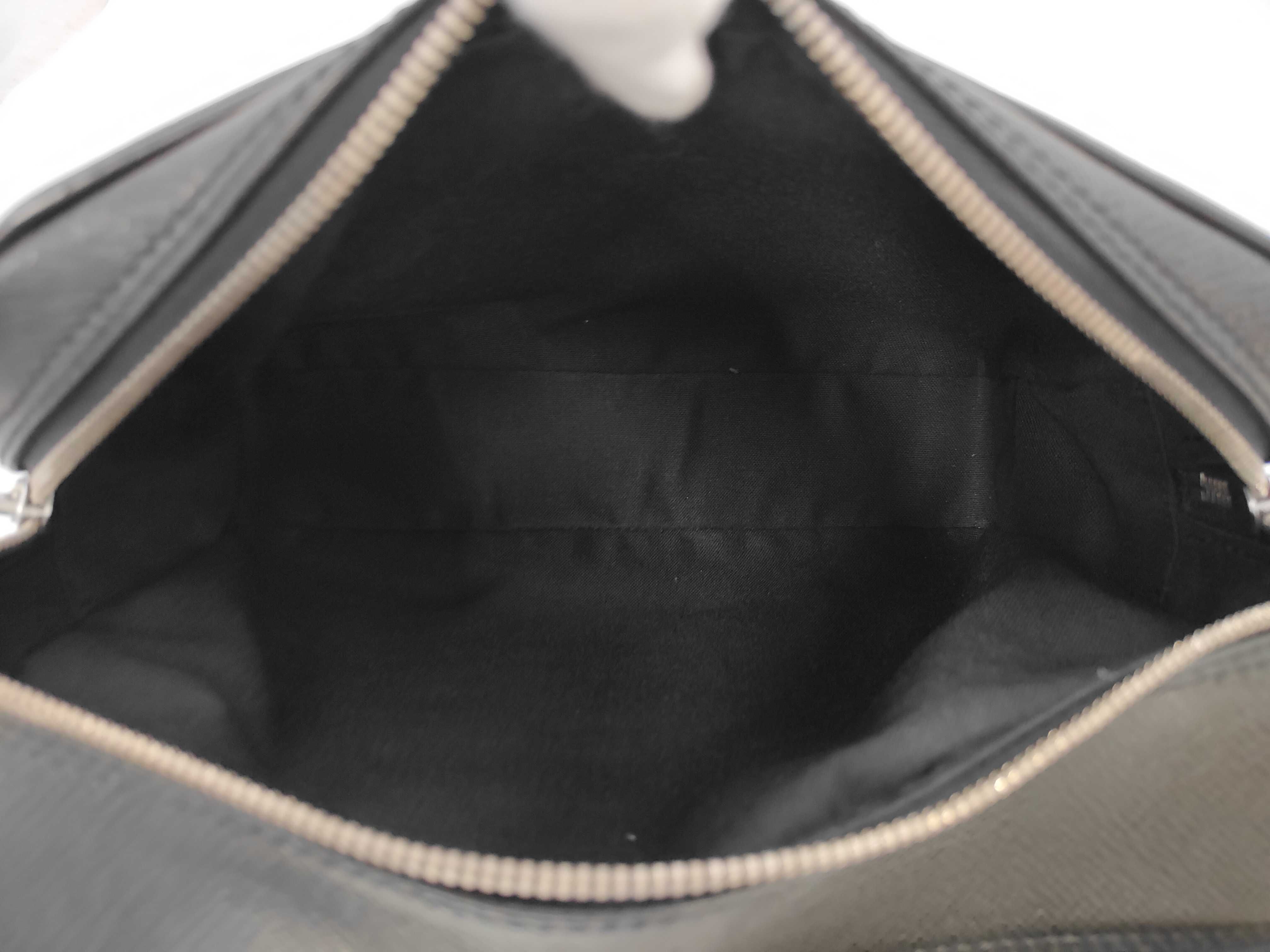 Taiga Reporter Shoulder Bag — view 8