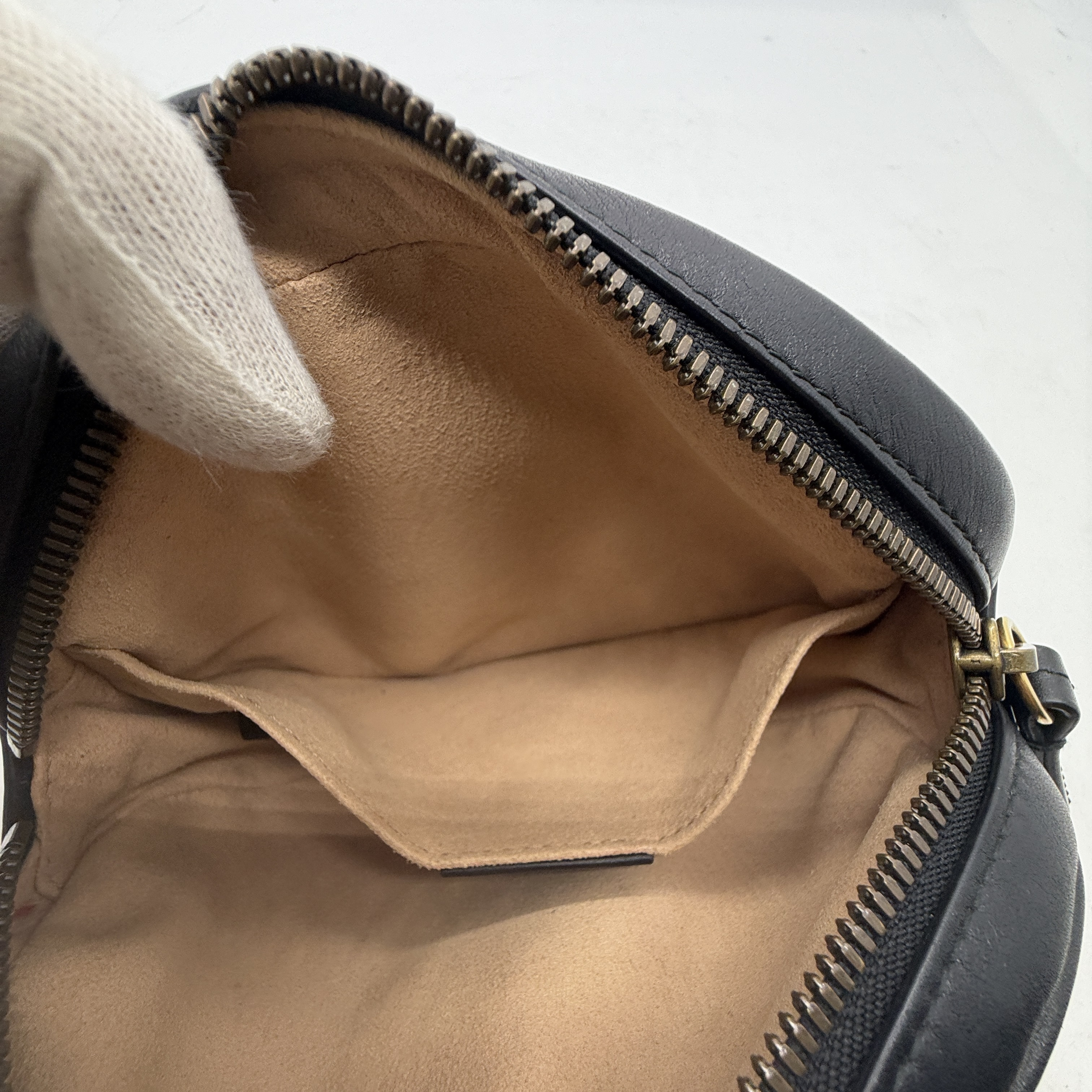 GG Marmont Quilted Leather Belt Bag, Black Shoulder Bag — view 8
