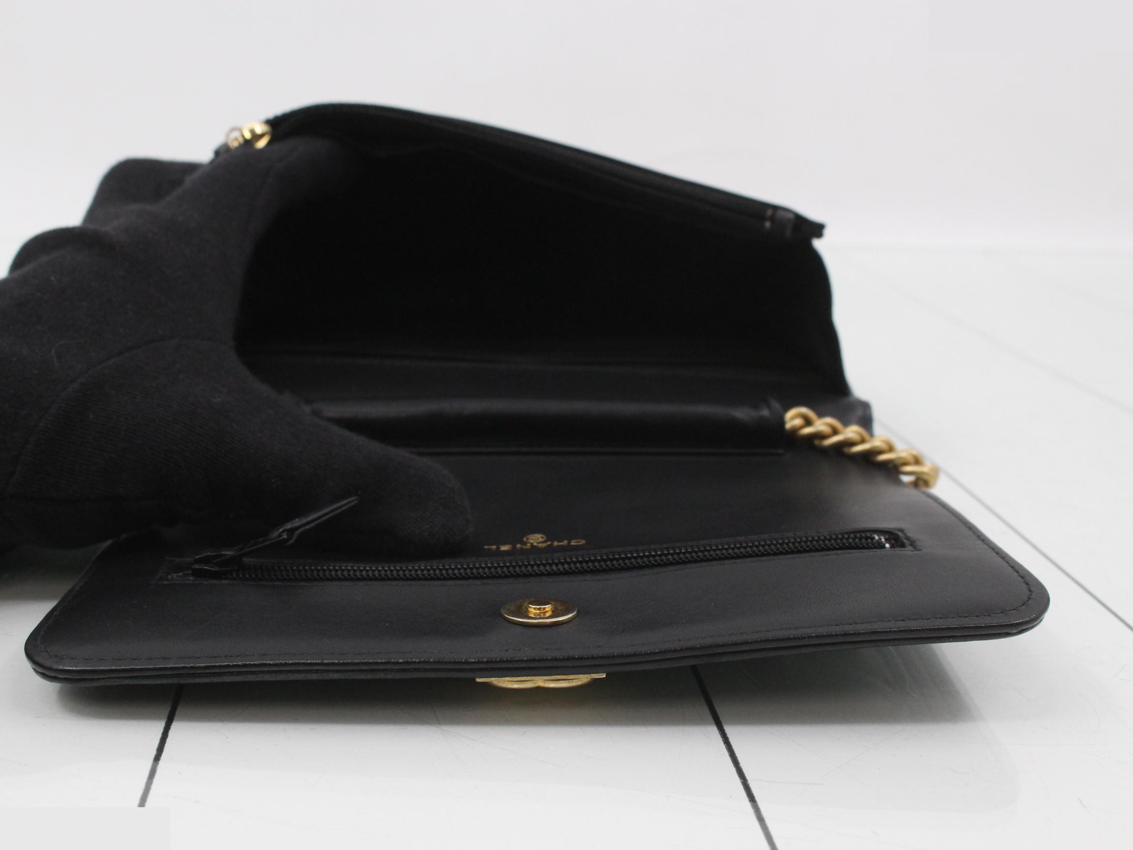 Lambskin Boy Chanel Chain Wallet, Black, Gold Hardware, Serial Number 29 — view 4