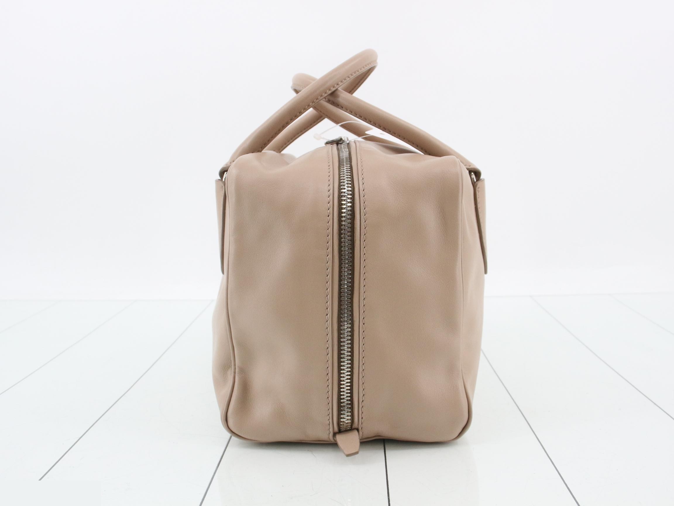 Boston bag, leather, pink — view 3