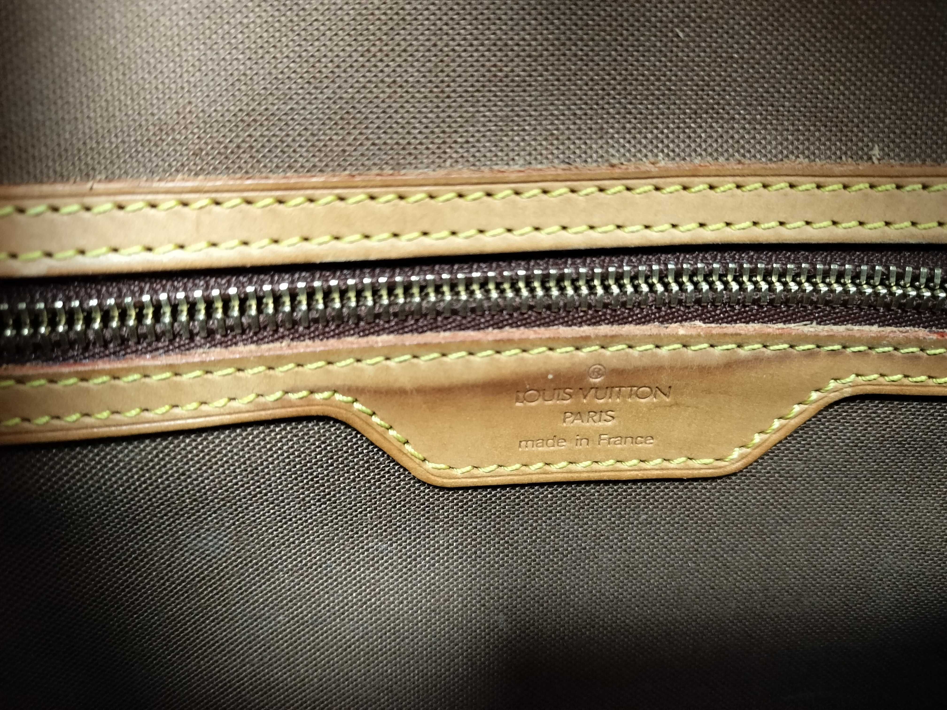 Monogram — view 12