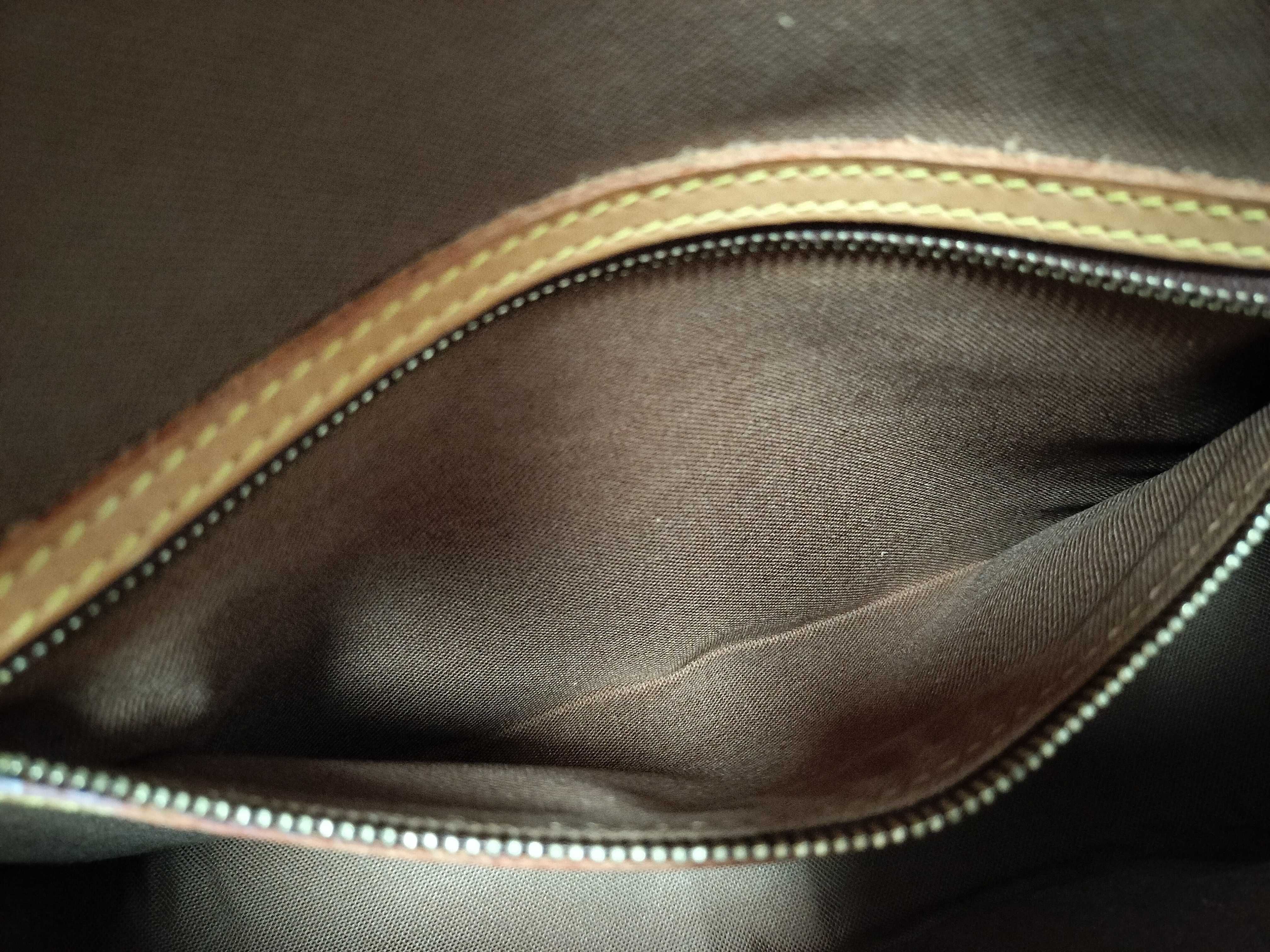 Monogram — view 13