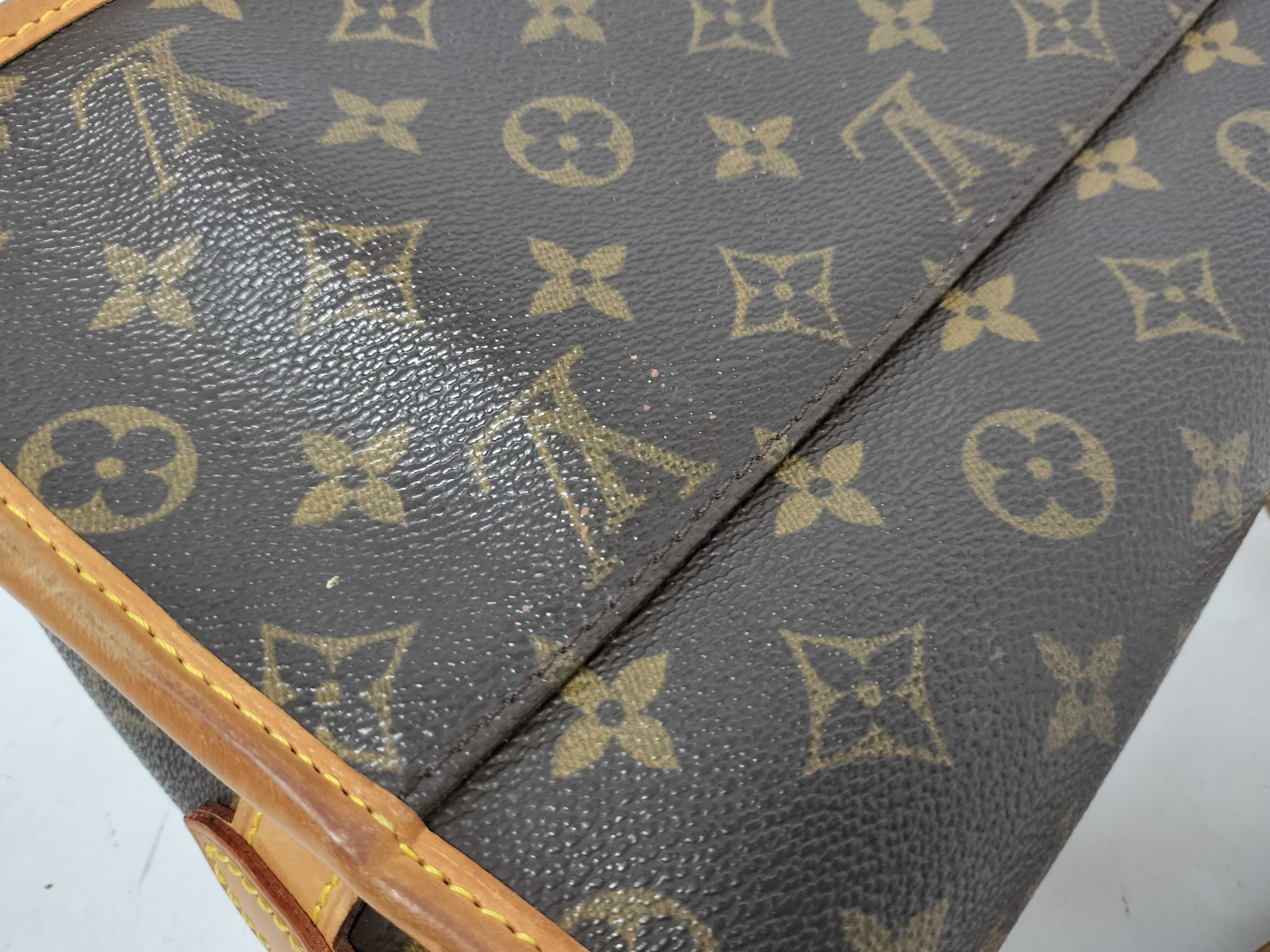 Monogram — view 3