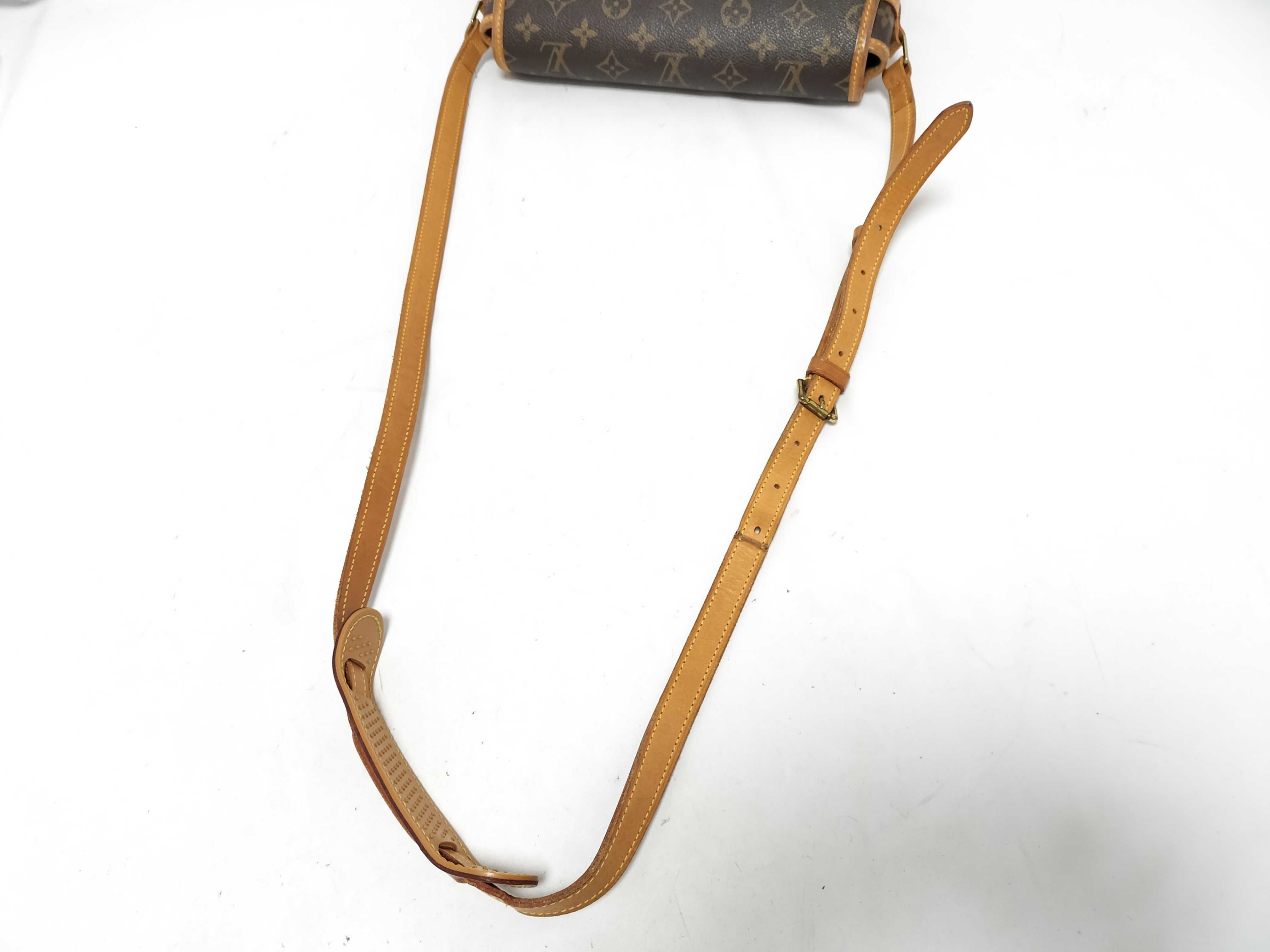 Monogram — view 4
