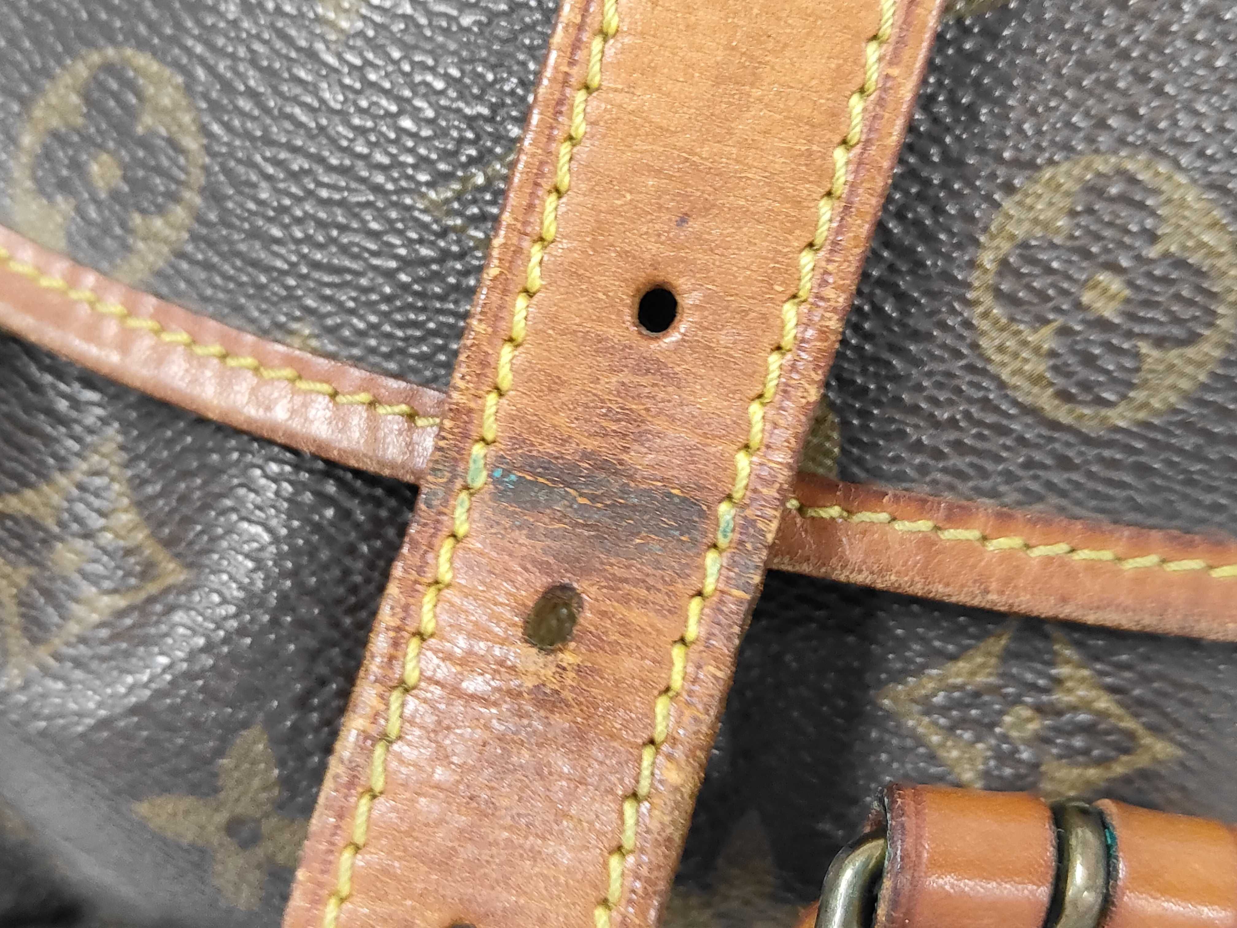 Monogram Saumur 35 8901V.I Shoulder Bag — view 7
