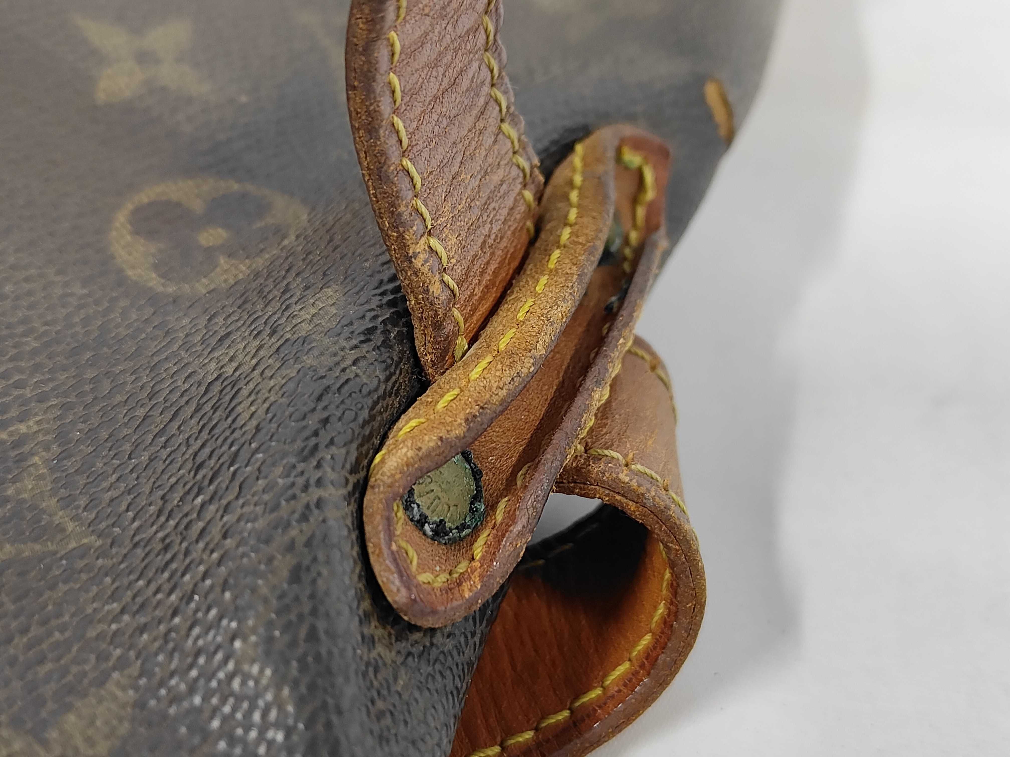 Monogram Saumur 35 8901V.I Shoulder Bag — view 10