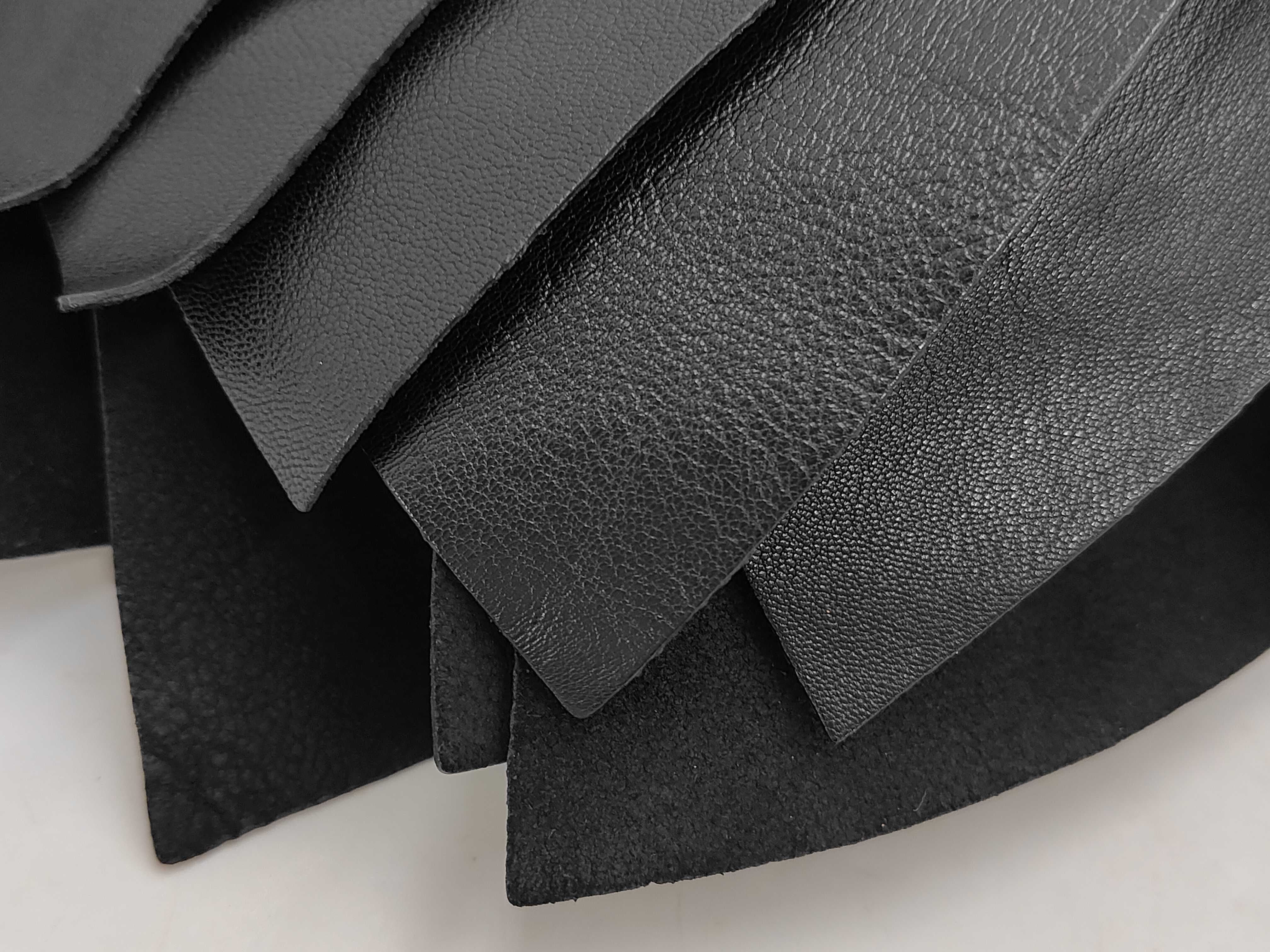 leather handbag, black, with frills. — view 3
