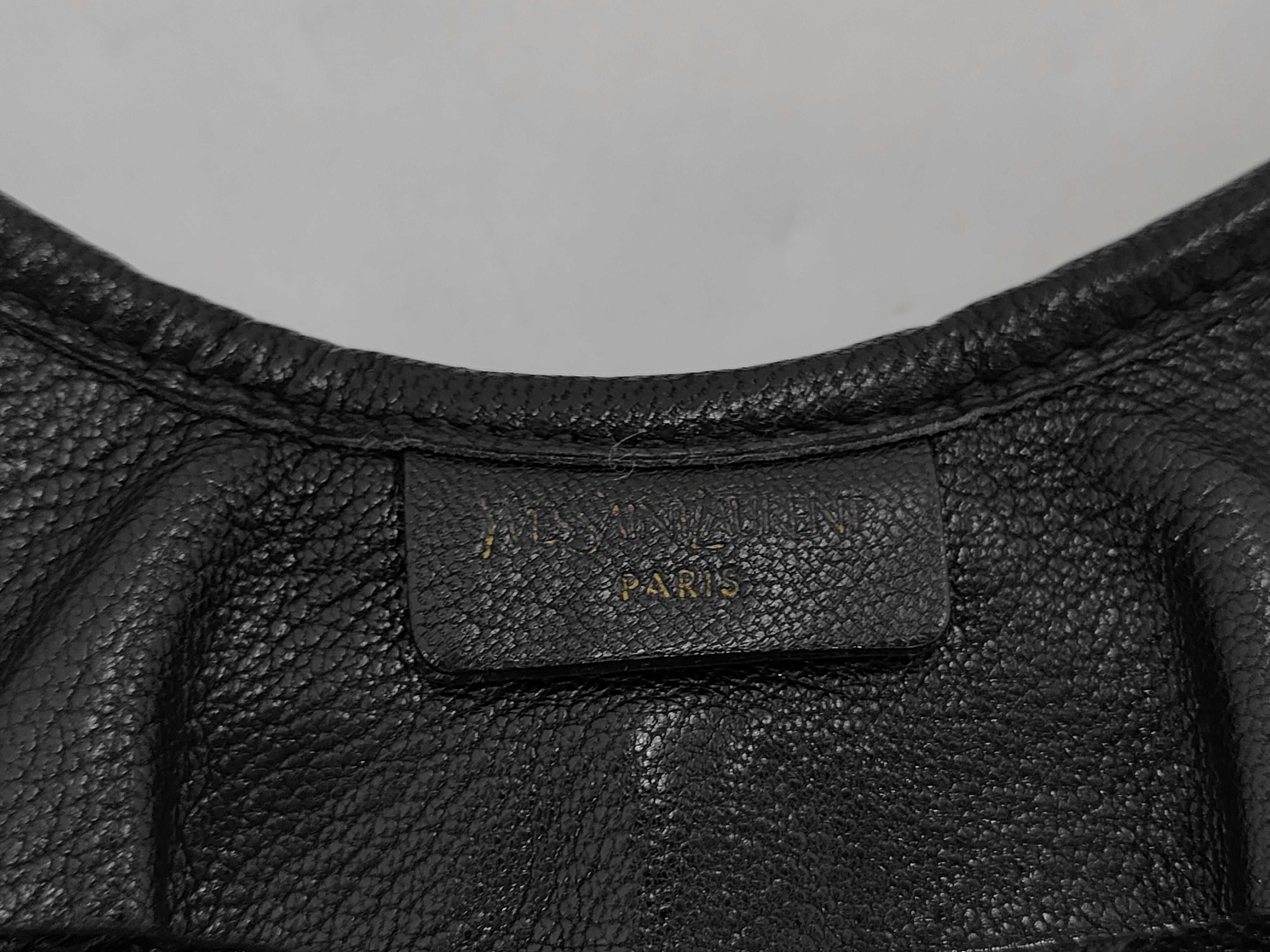 leather handbag, black, with frills. — view 10