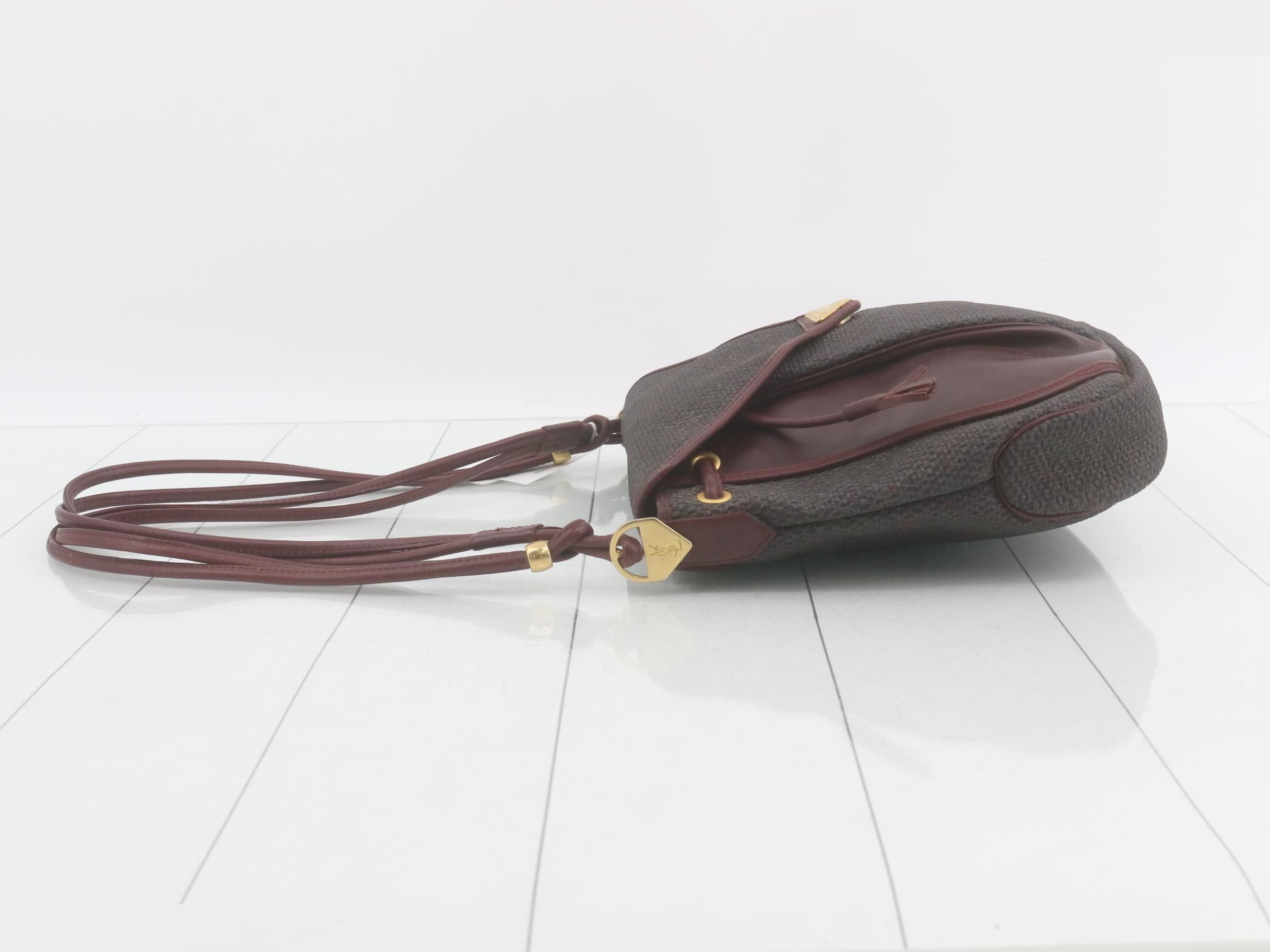 Shoulder bag — view 4
