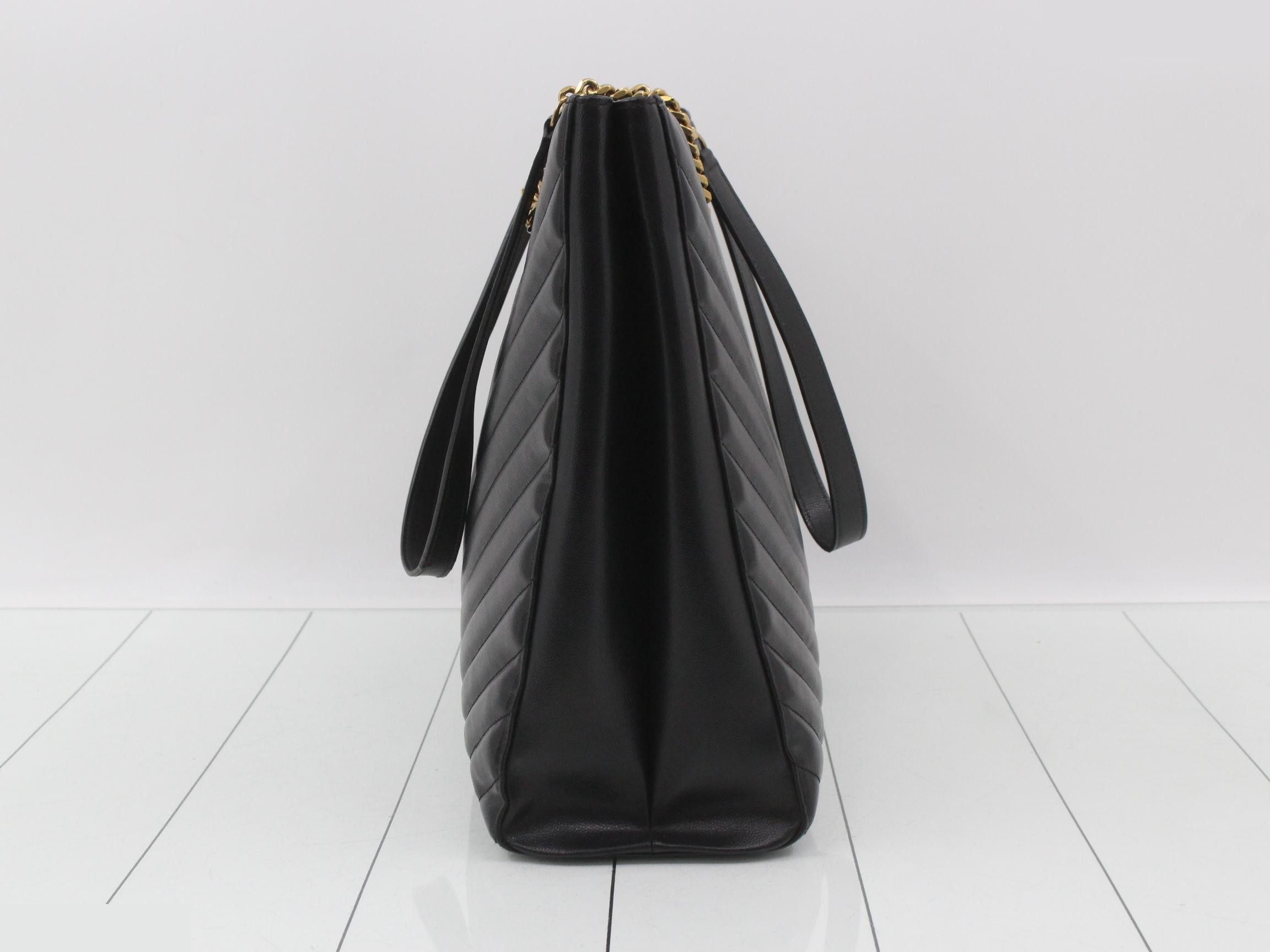 Cassandra Tote Bag — view 3