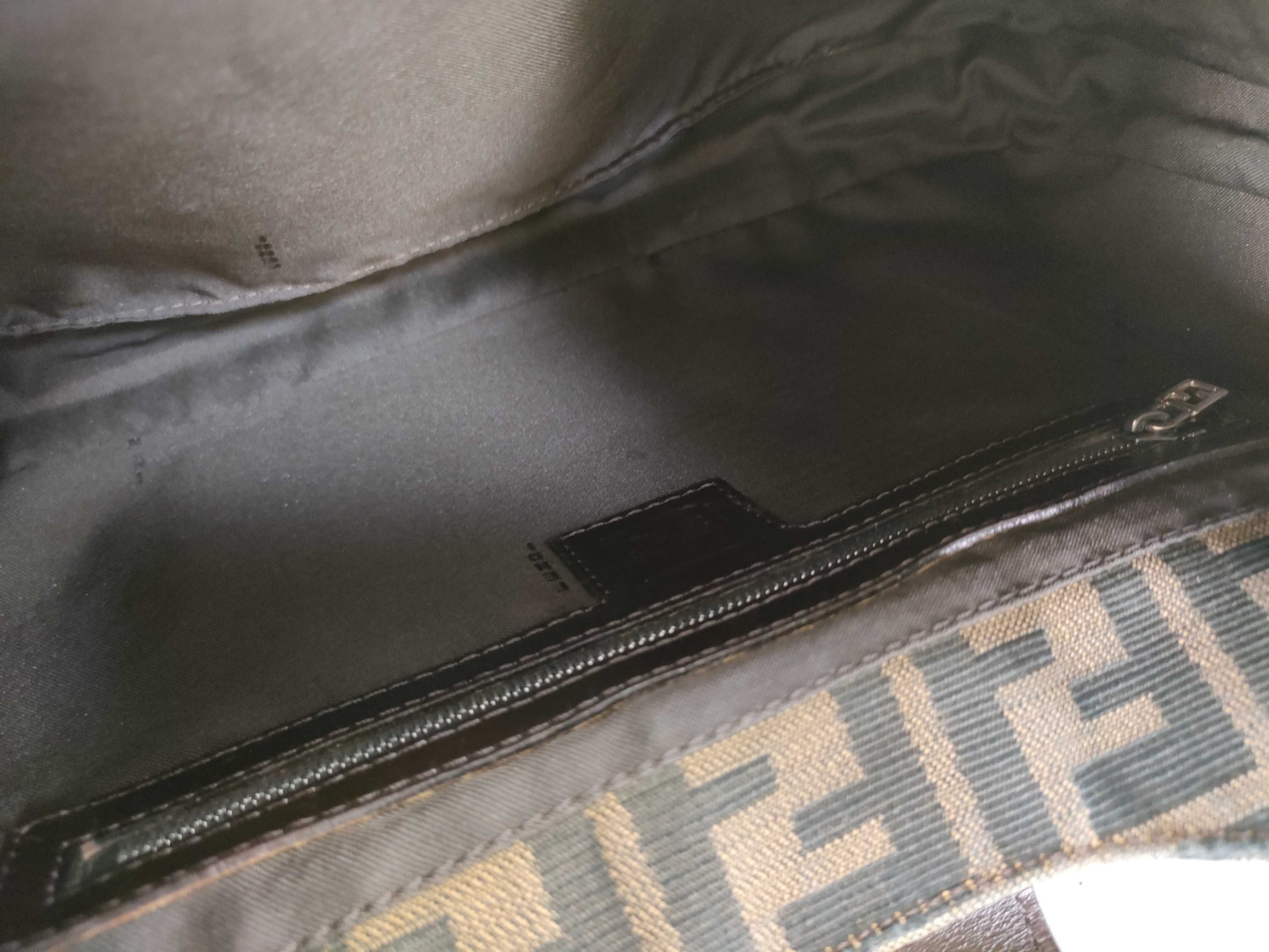 Zucca One-Shoulder Bag — view 8