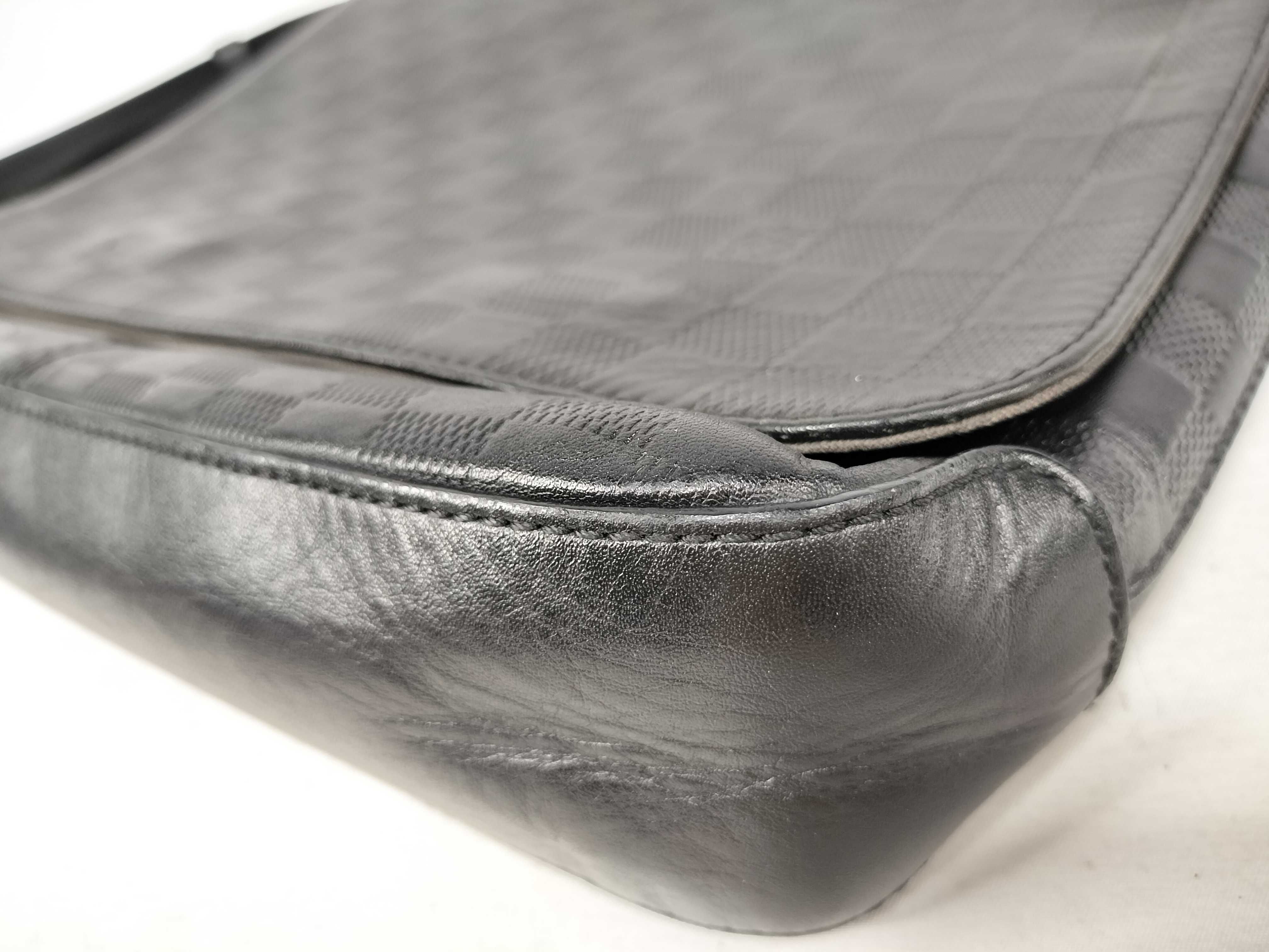 Damier Infini N41033 Damier Infini District PM Shoulder Bag — view 6