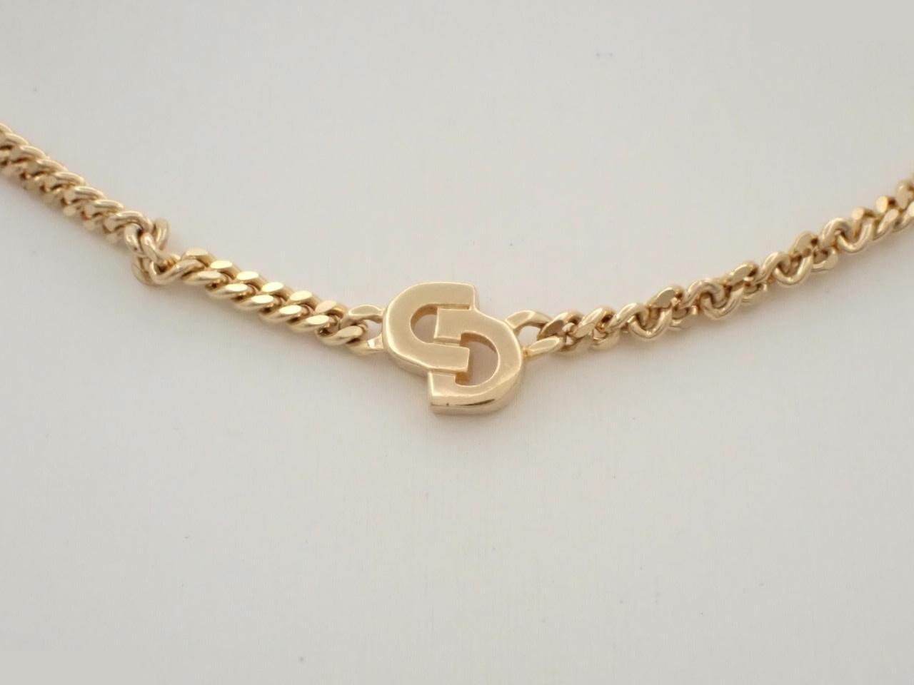 CD logo necklace, gold color