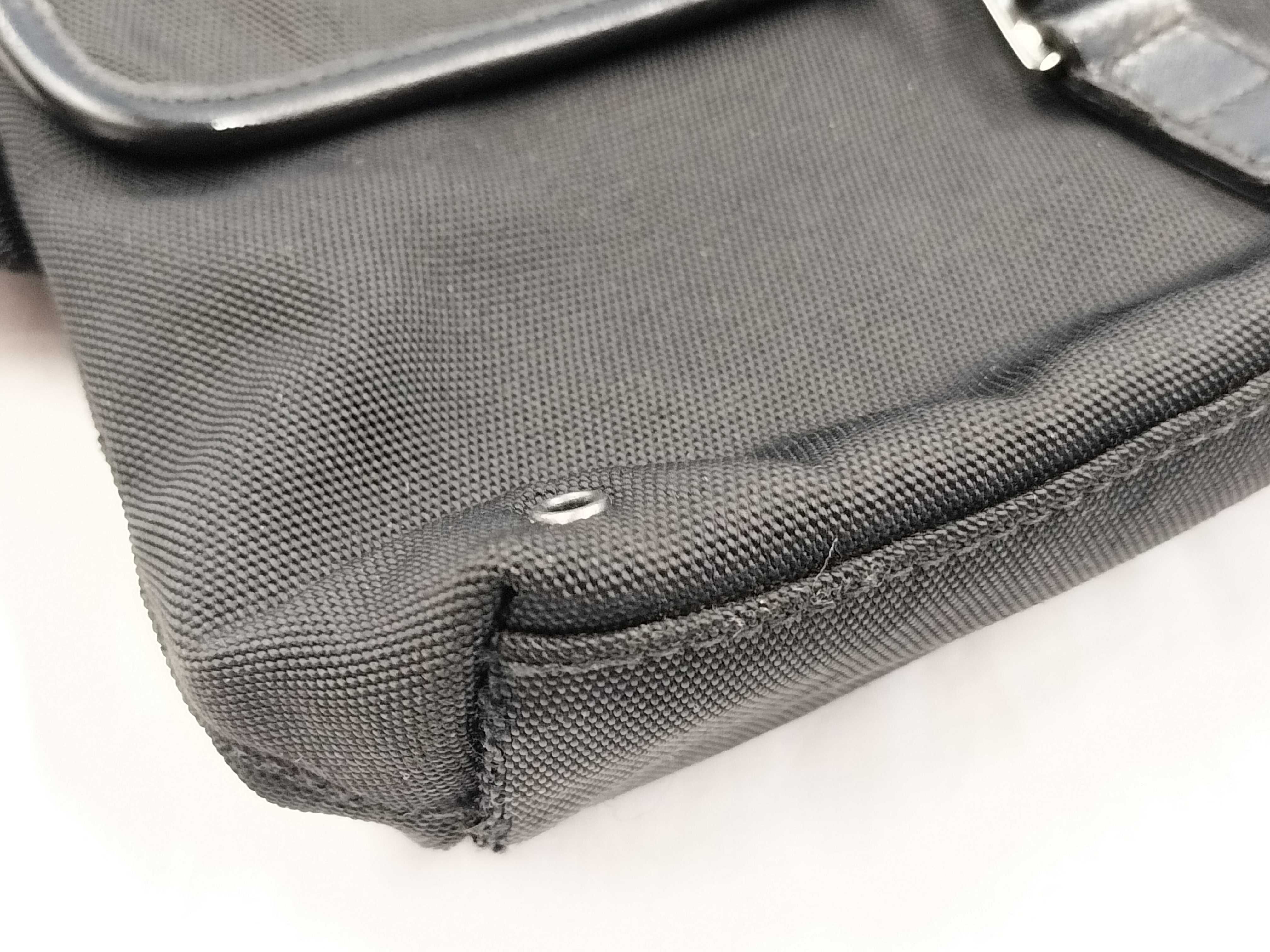 body bag, black nylon, shoulder bag, 92543. — view 4