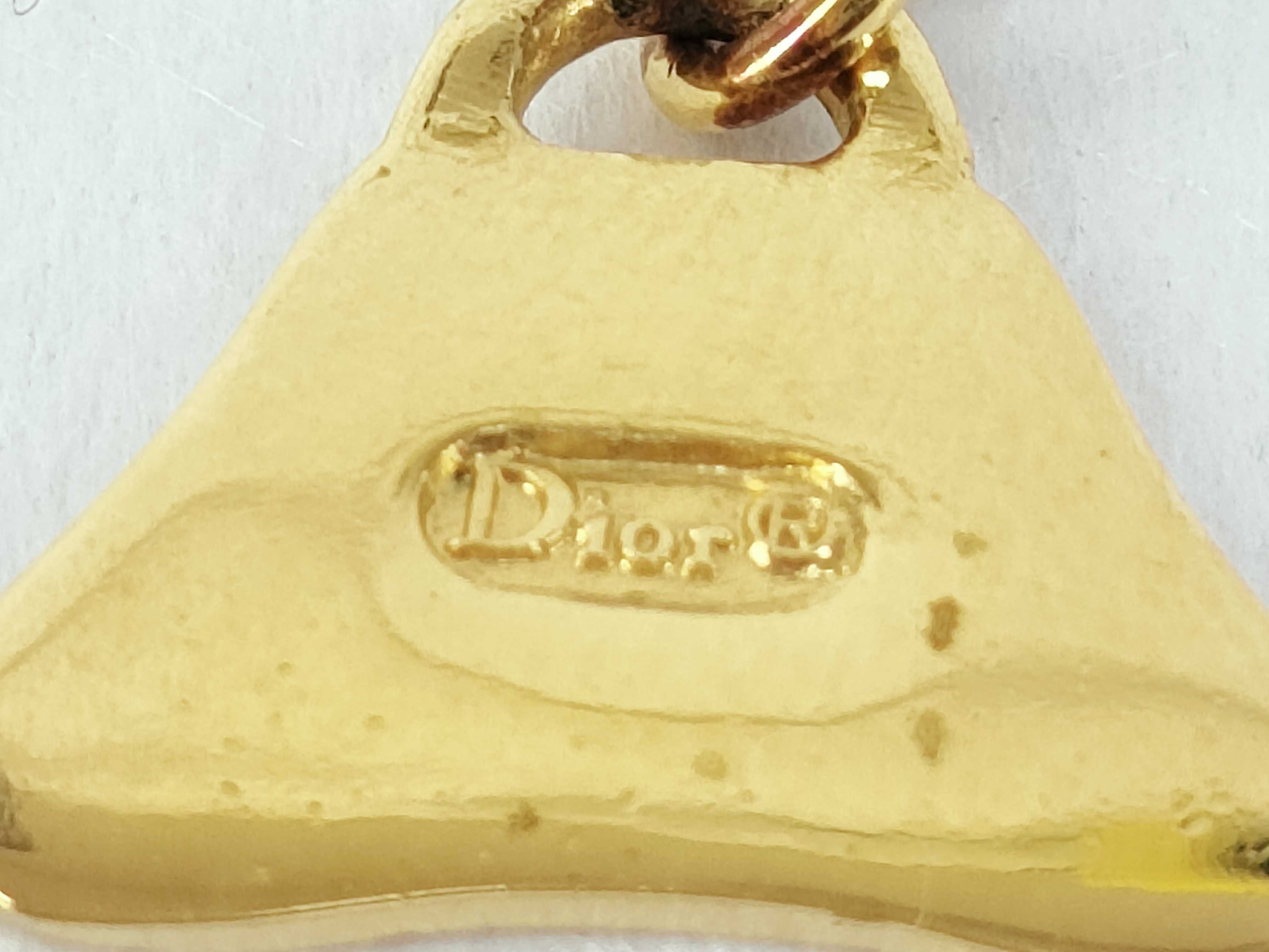 necklace — view 3