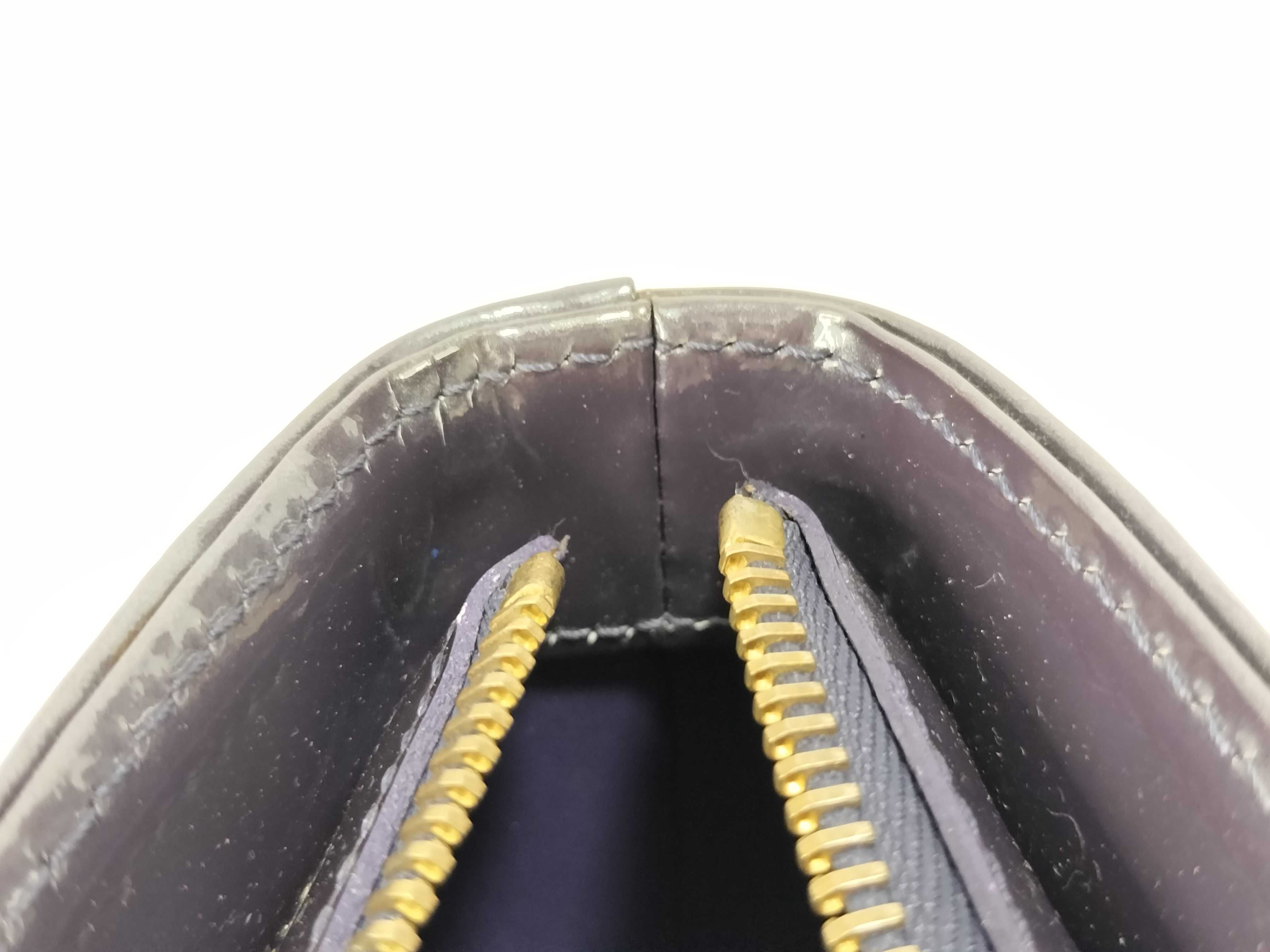 Vernis Louis Vuitton Houston Monogram Vernis Indigo Tote Bag — view 9