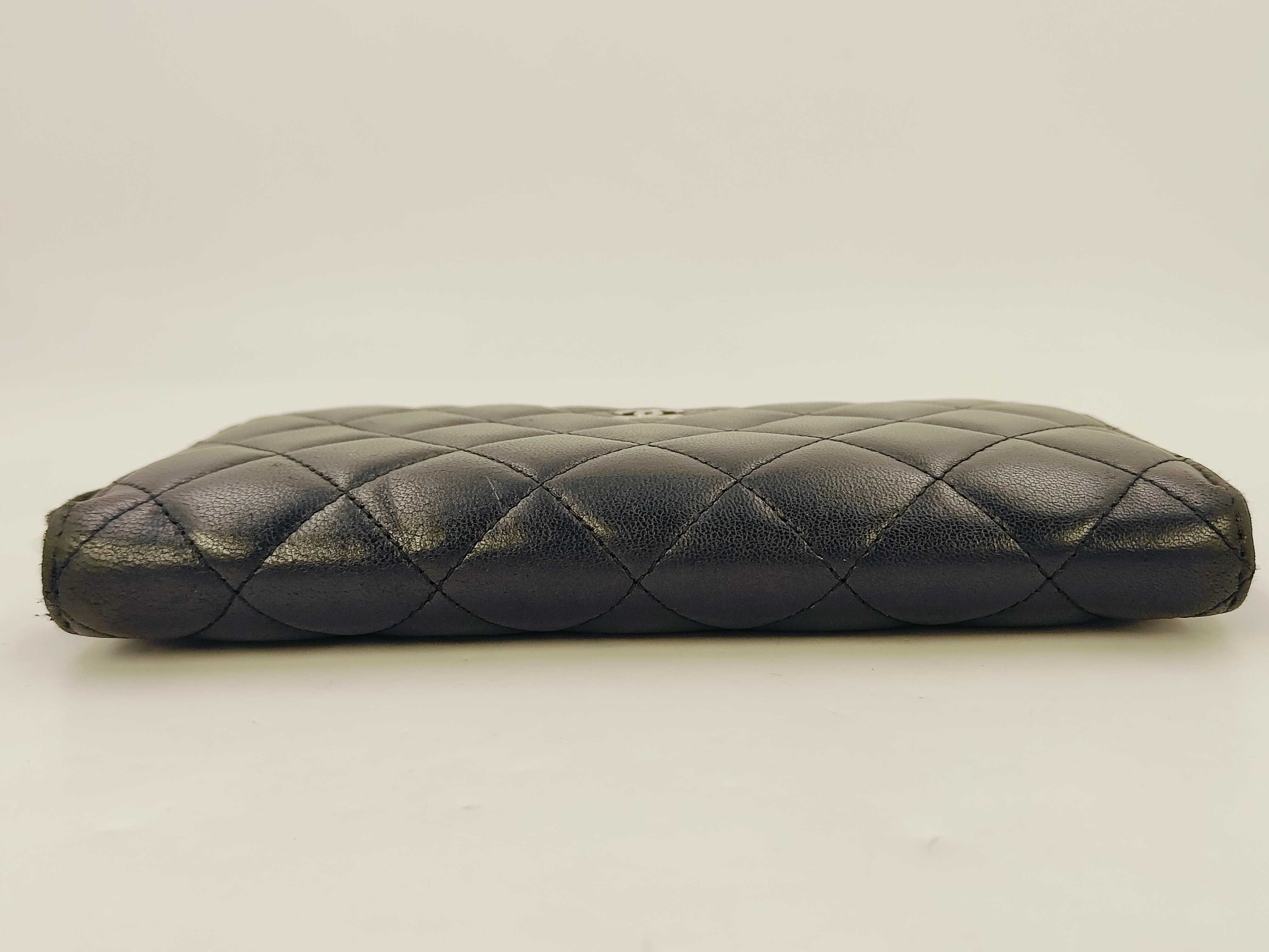 Lambskin Coco Mark Black Laurel Wallet — view 3