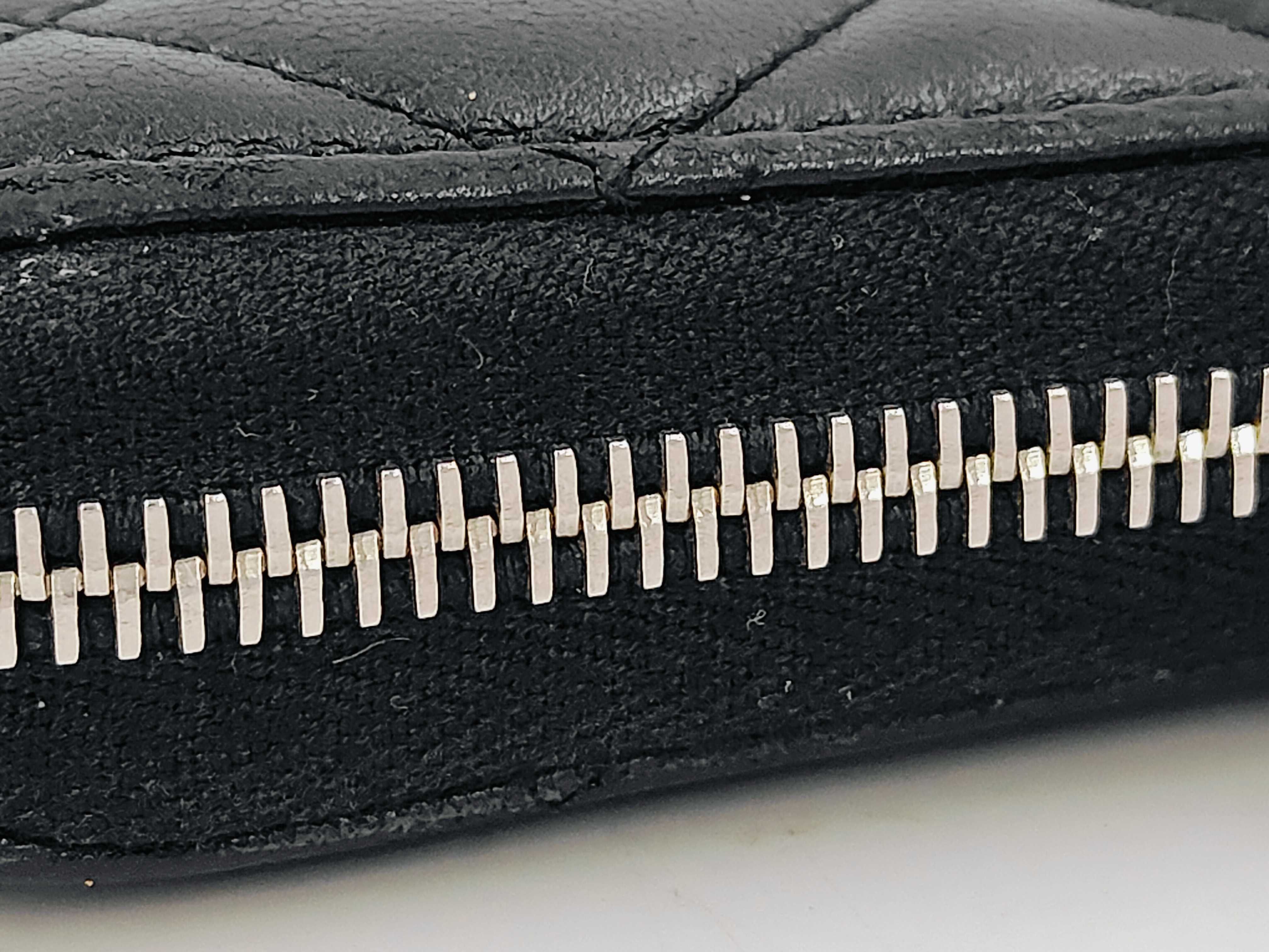 Lambskin Coco Mark Black Laurel Wallet — view 8