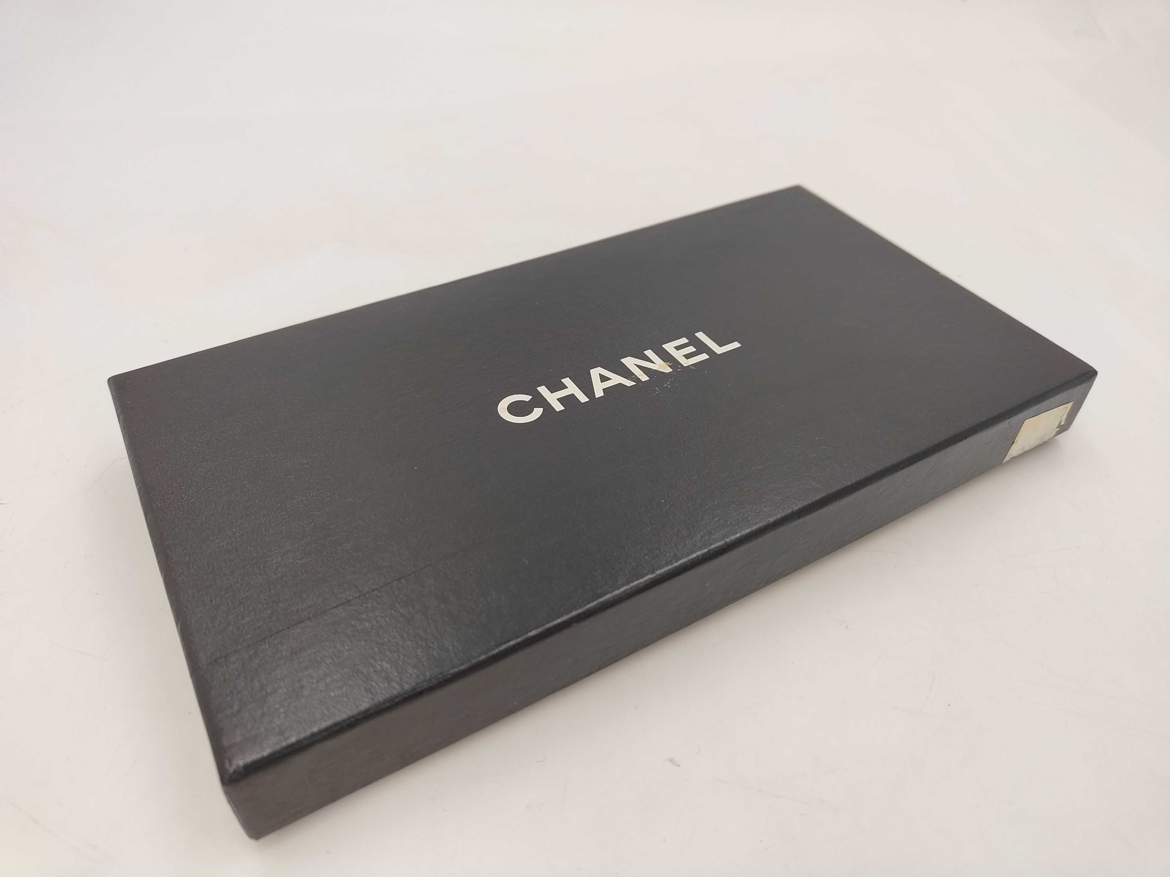 Coco Mark Caviar Skin Bi-fold Long Wallet — view 13