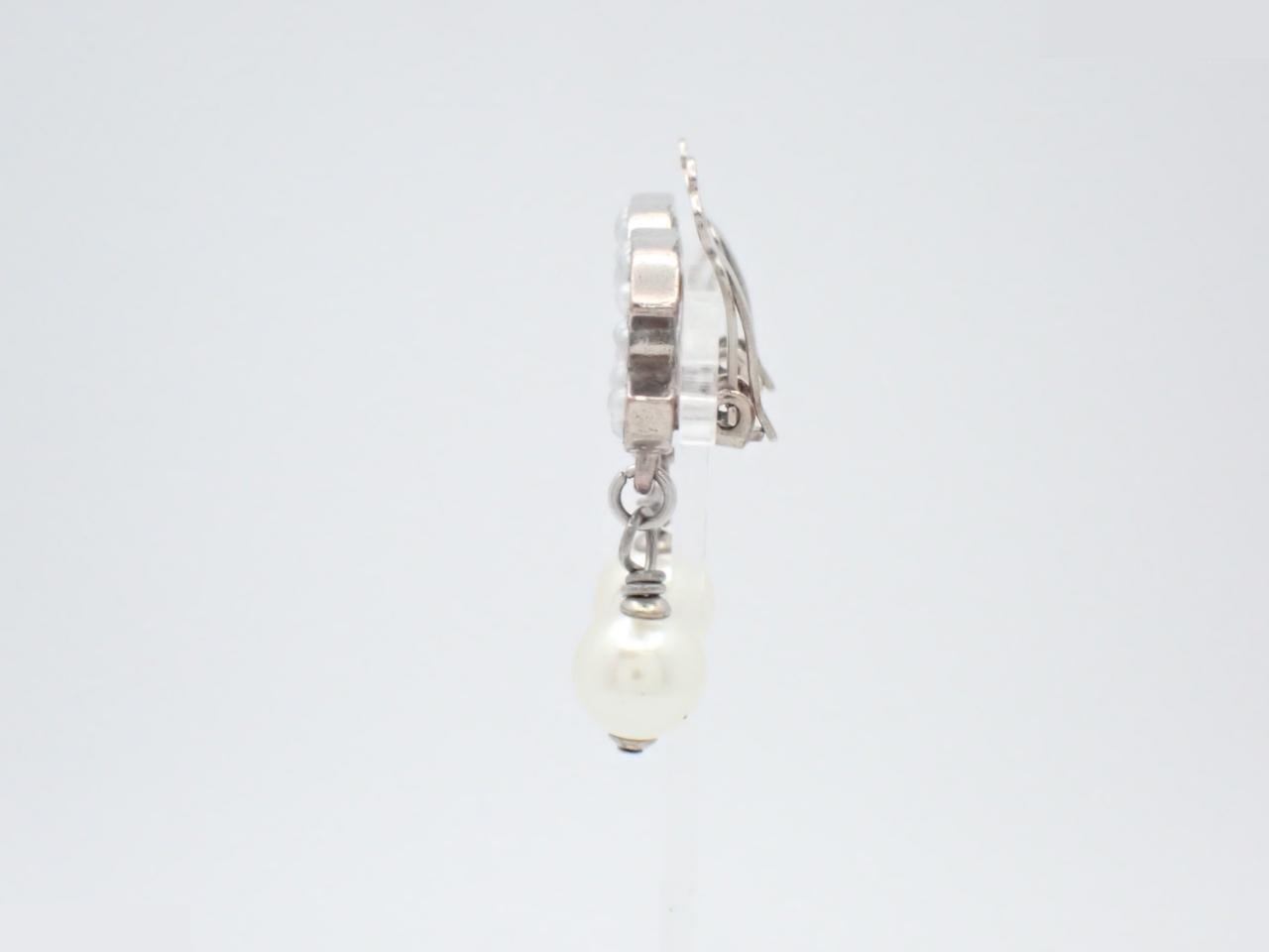 Coco Mark Pearl Earrings 07V — view 3
