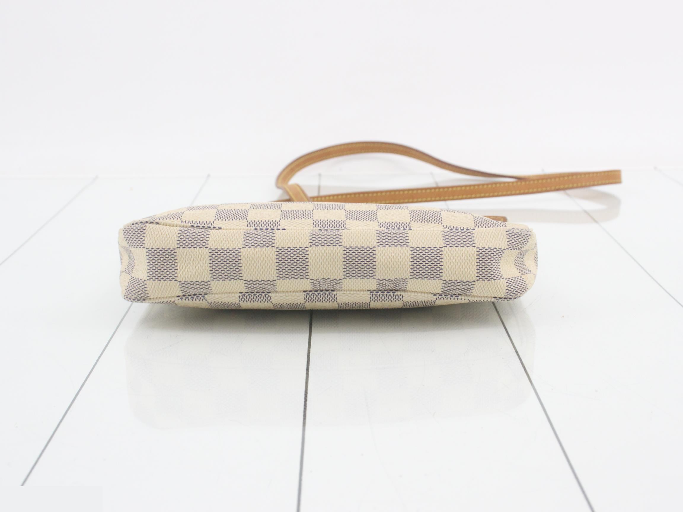 Damier Azur Pochette Accessoires Handbag — view 3